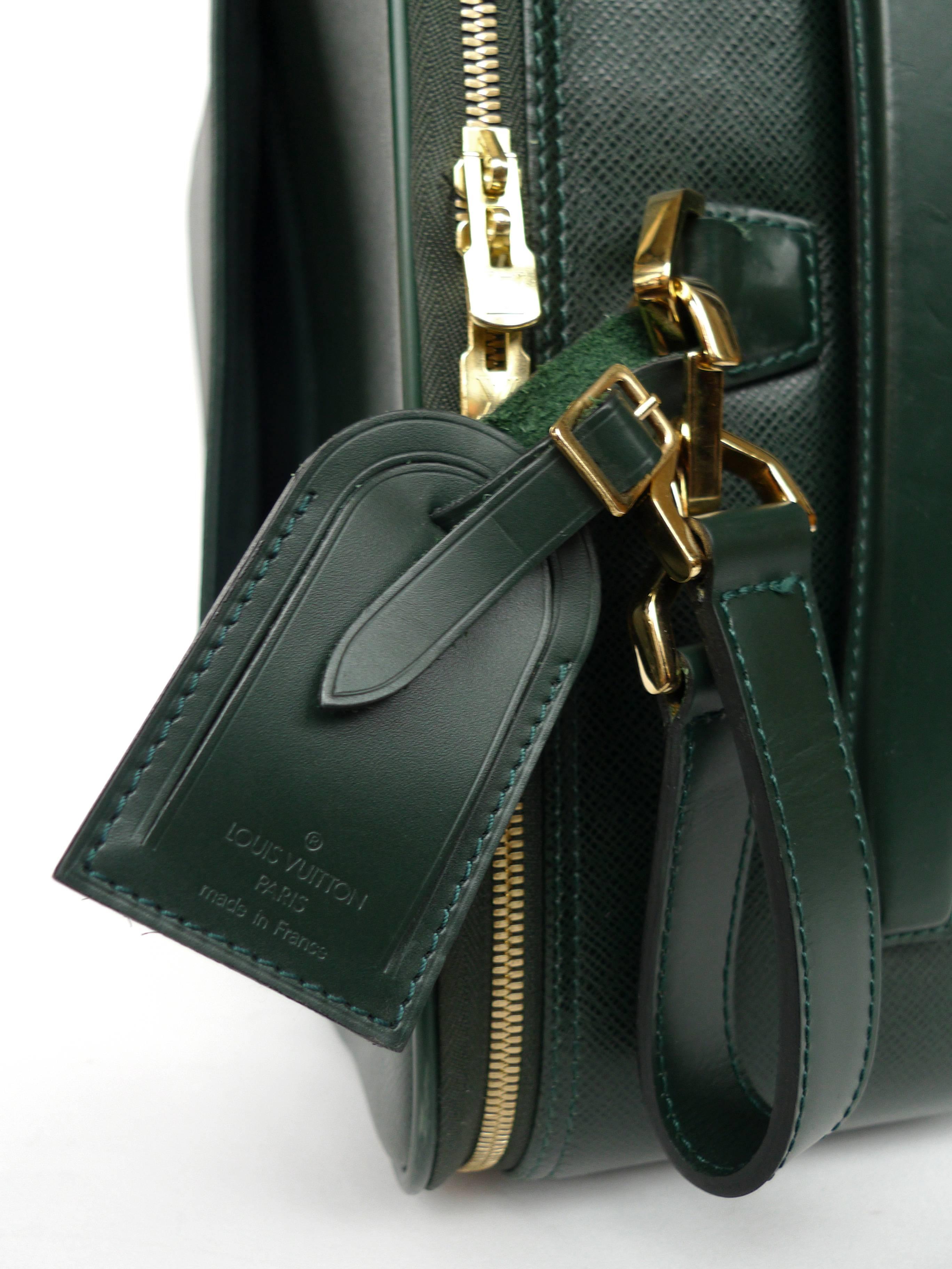Louis Vuitton Green Pégase 55 Taiga Leather Travel Suitcase 2