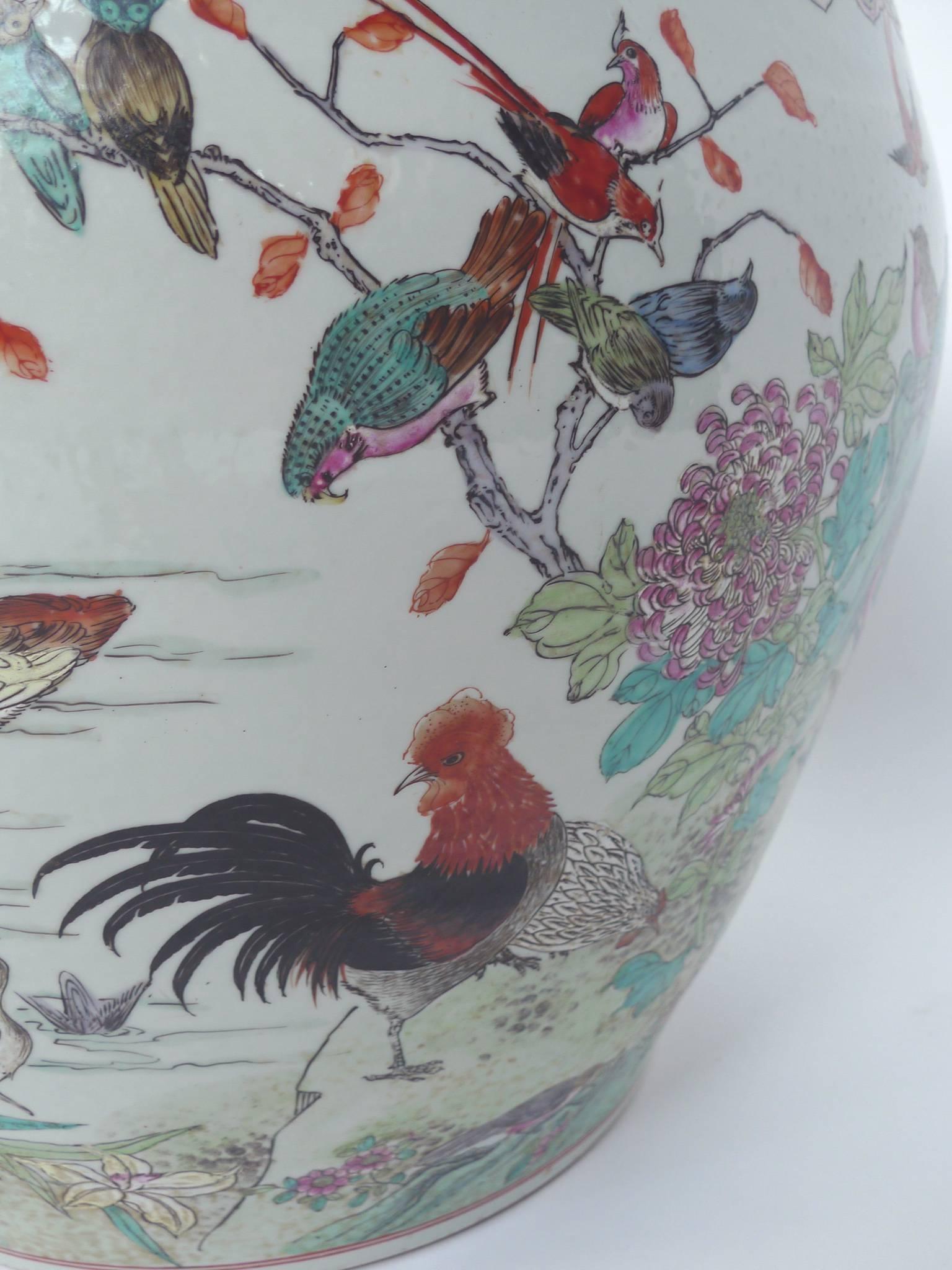 20th Century Chinese Hand-Painted Ceramic Fishbowl In Good Condition In New York, NY