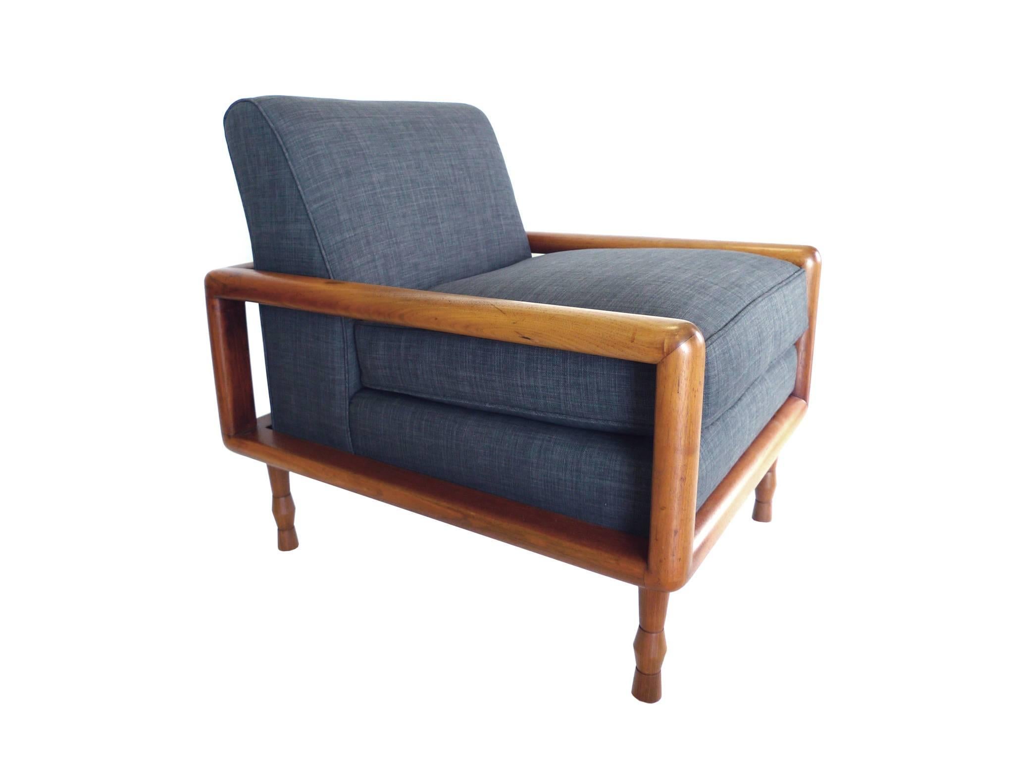 Mid-20th Century Mid-Century Walnut Sofa and Armchair Set in the Style of T.H. Robsjohn-Gibbings