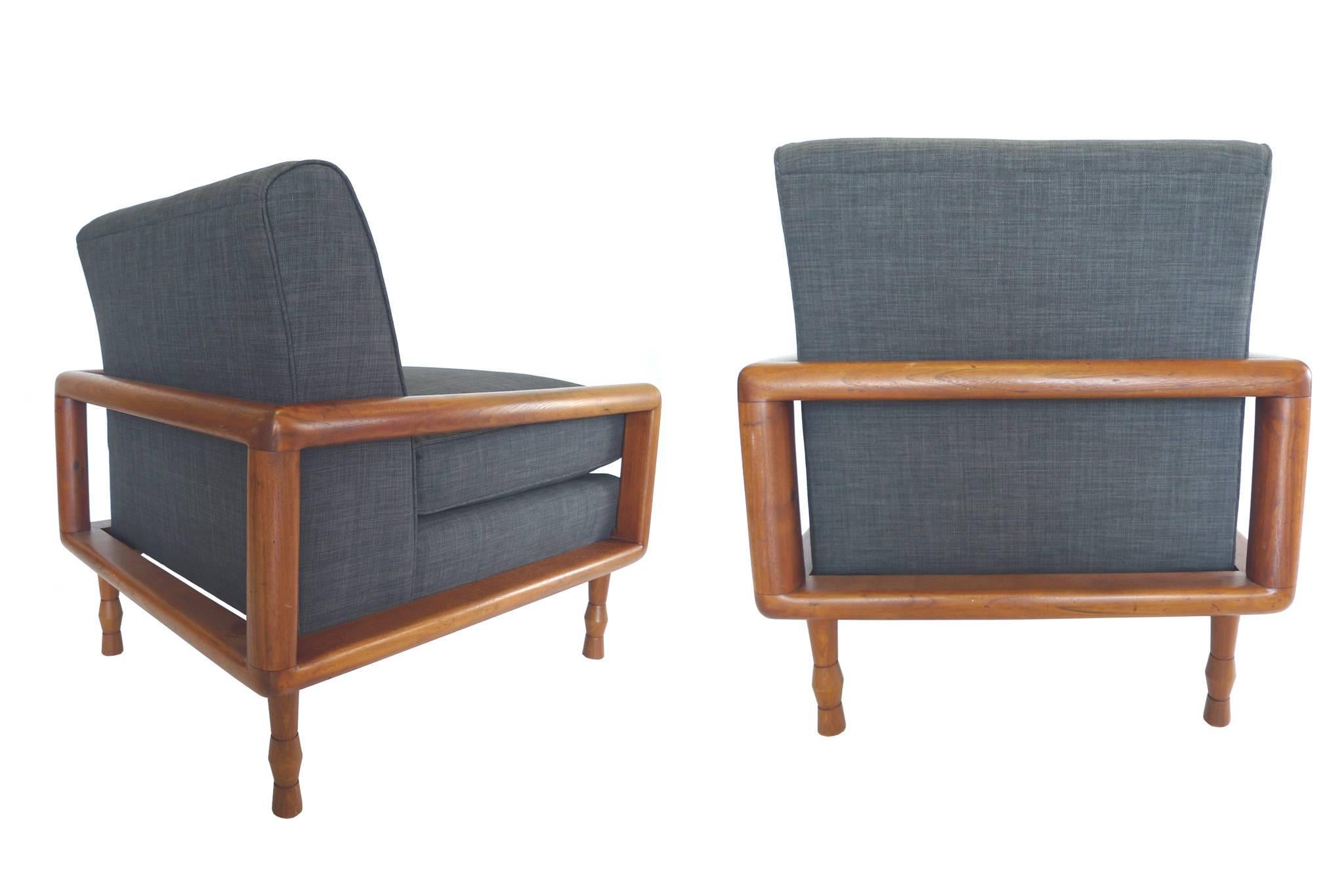 Mid-Century Walnut Sofa and Armchair Set in the Style of T.H. Robsjohn-Gibbings 1