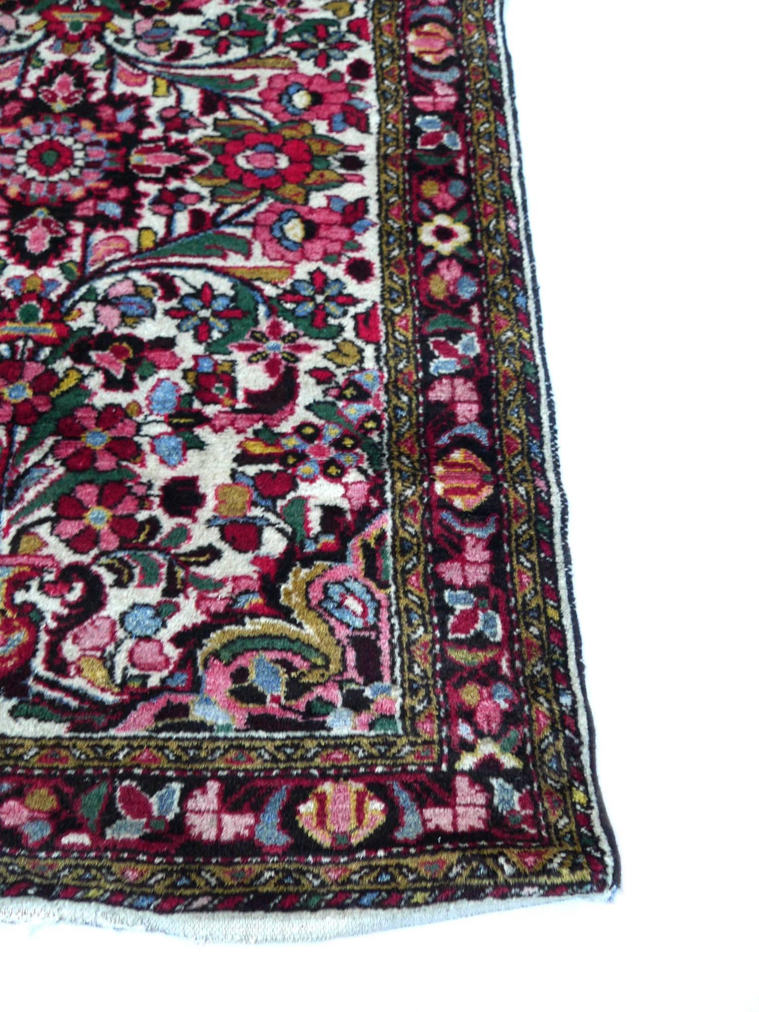 1970s Persian Rug In Good Condition In New York, NY