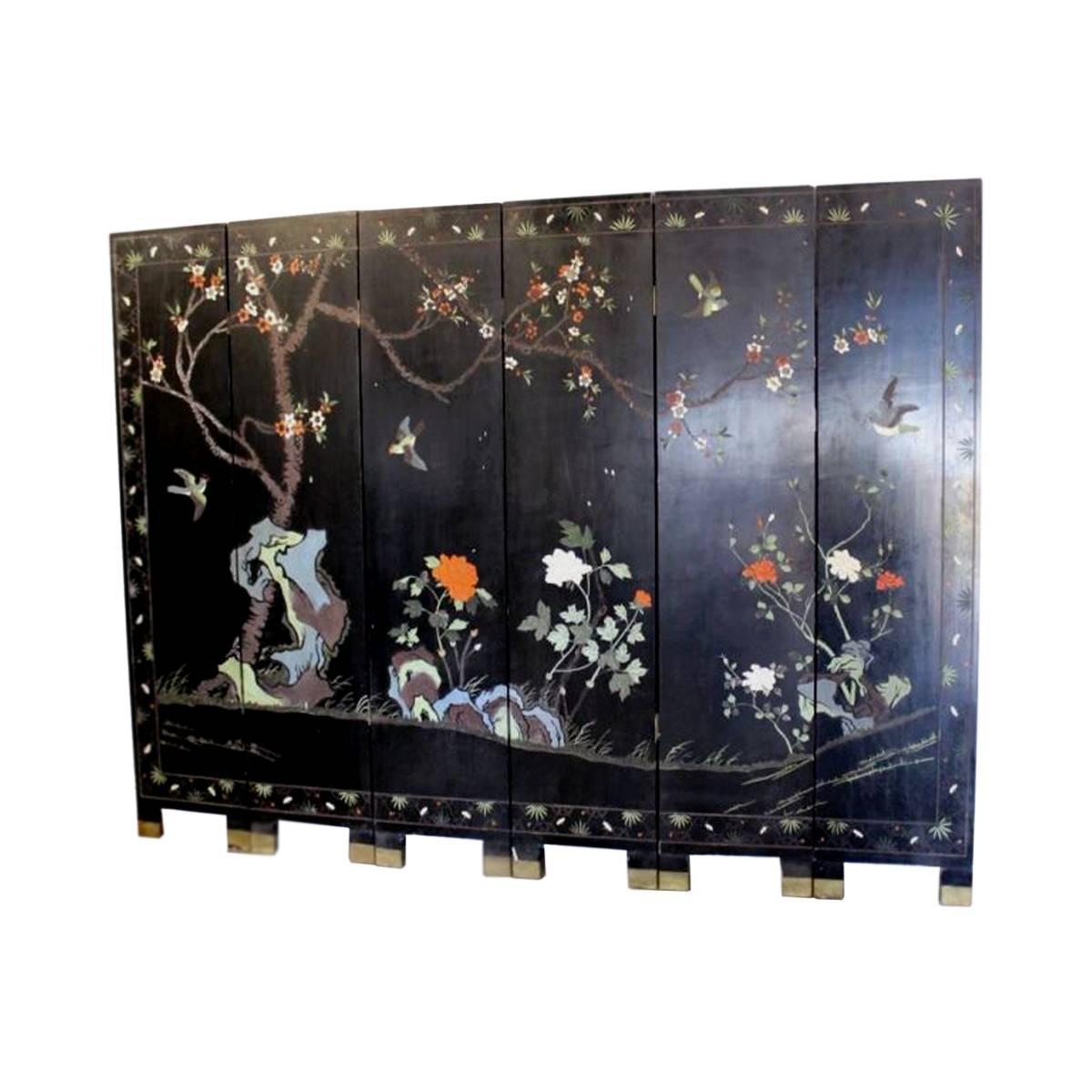 20th Century Chinese Double-Sided Folding Screen In Good Condition In New York, NY