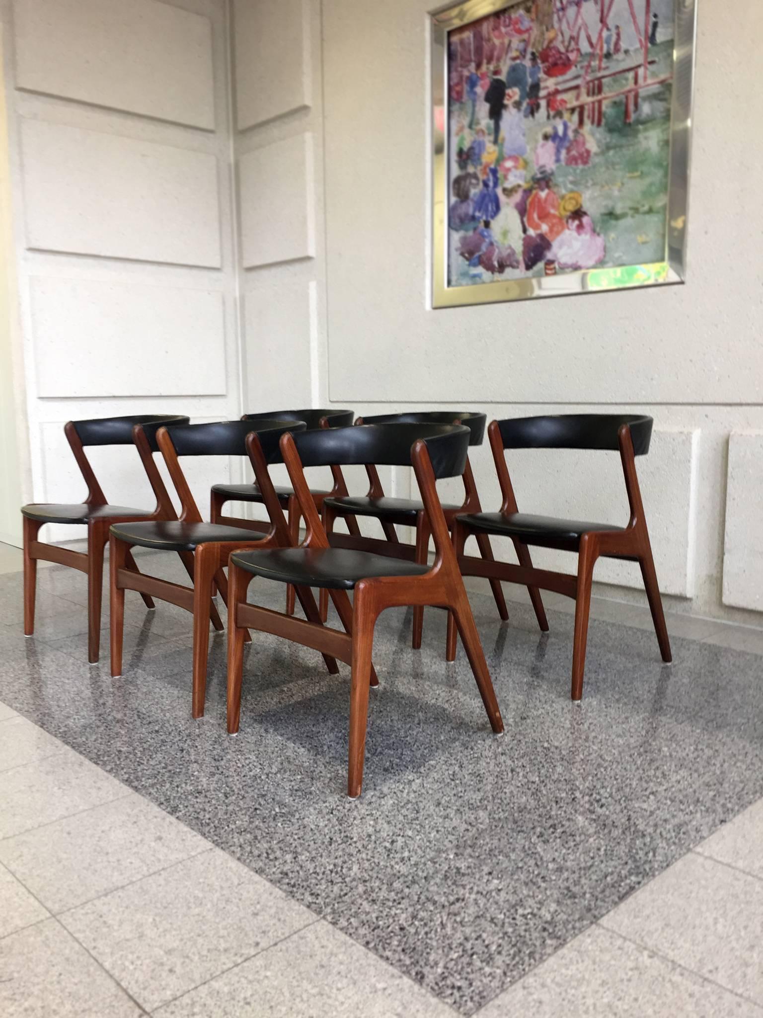 20th Century Set of Six Midcentury Danish Teak and Black Skai Dining Chairs by Omann Jun