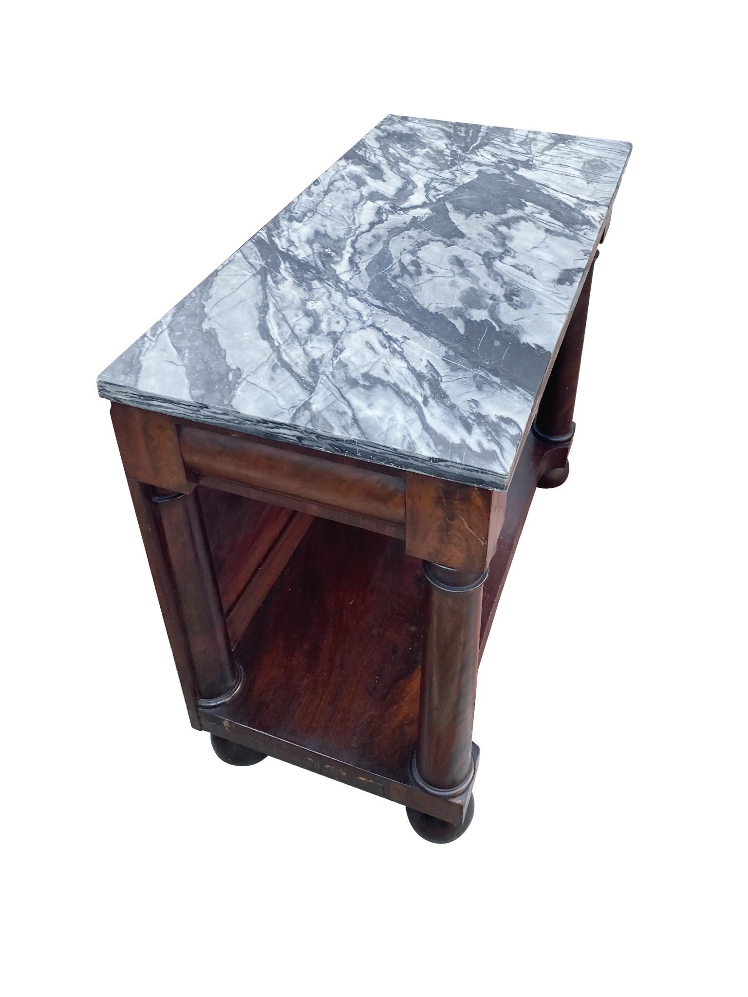 Early 19th Century Federal Marble-Top Pier Table 1