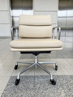Mid-Century Modern Soft Pad Desk Chair Attributed to Eames for Herman Miller
