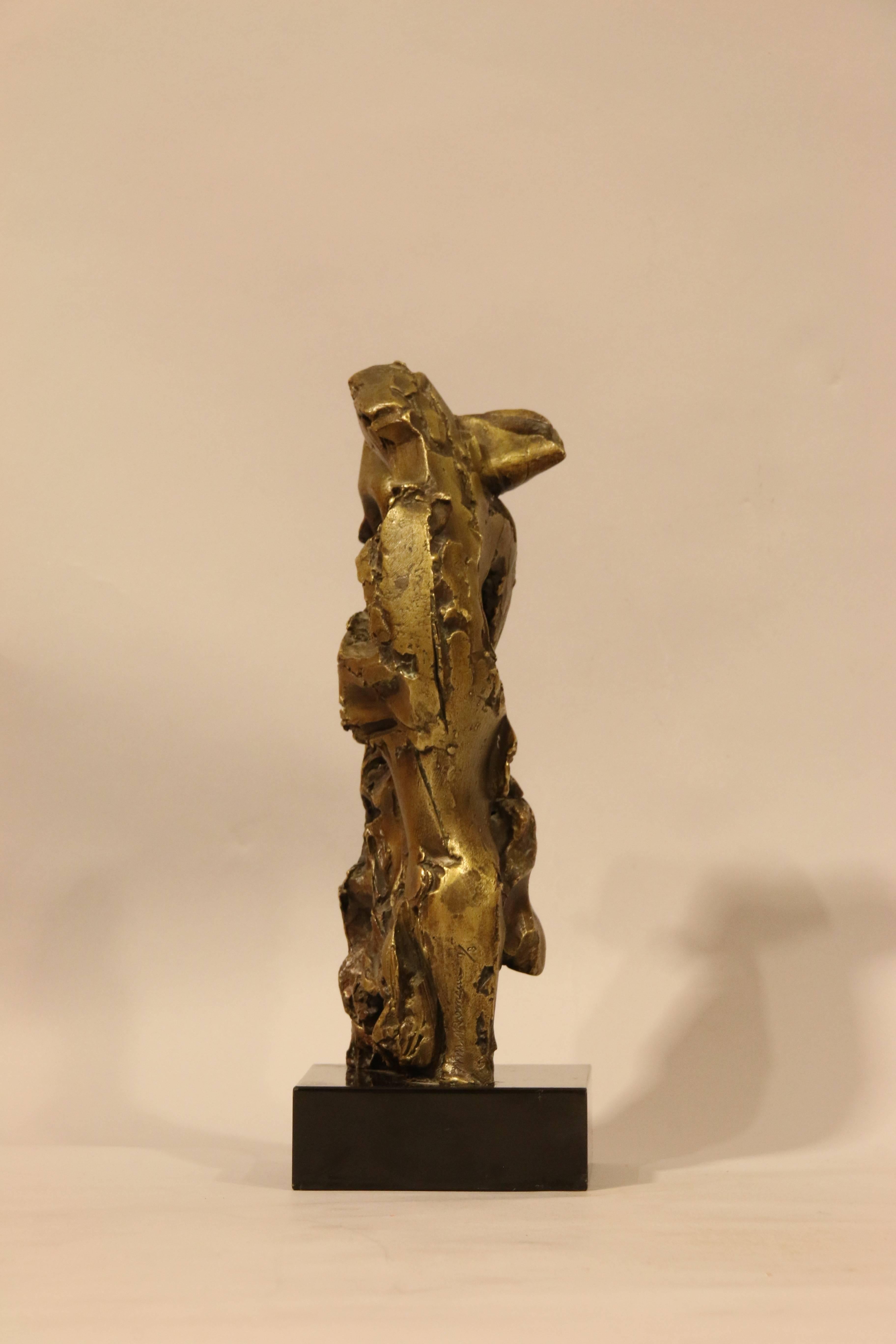 Bronze Sculpture Signed Representing a Couple In Excellent Condition For Sale In Paris, FR