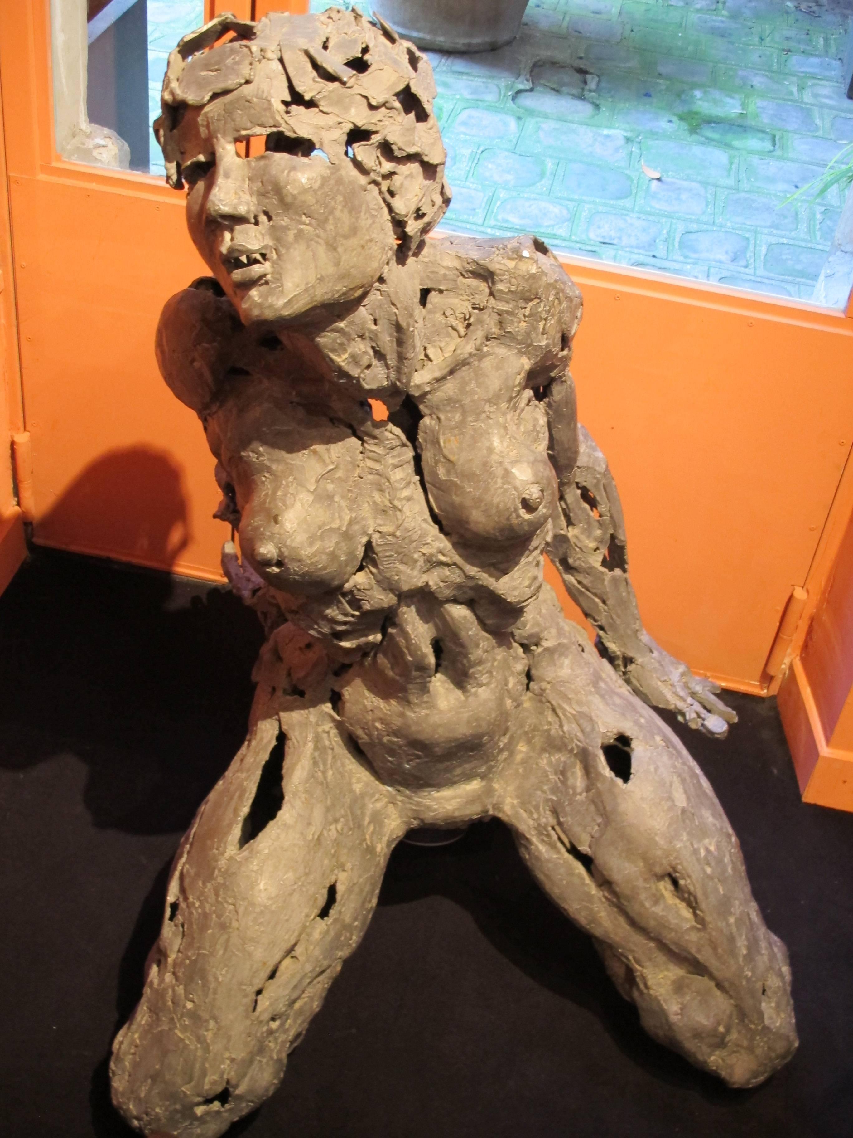 kneeling woman sculpture
