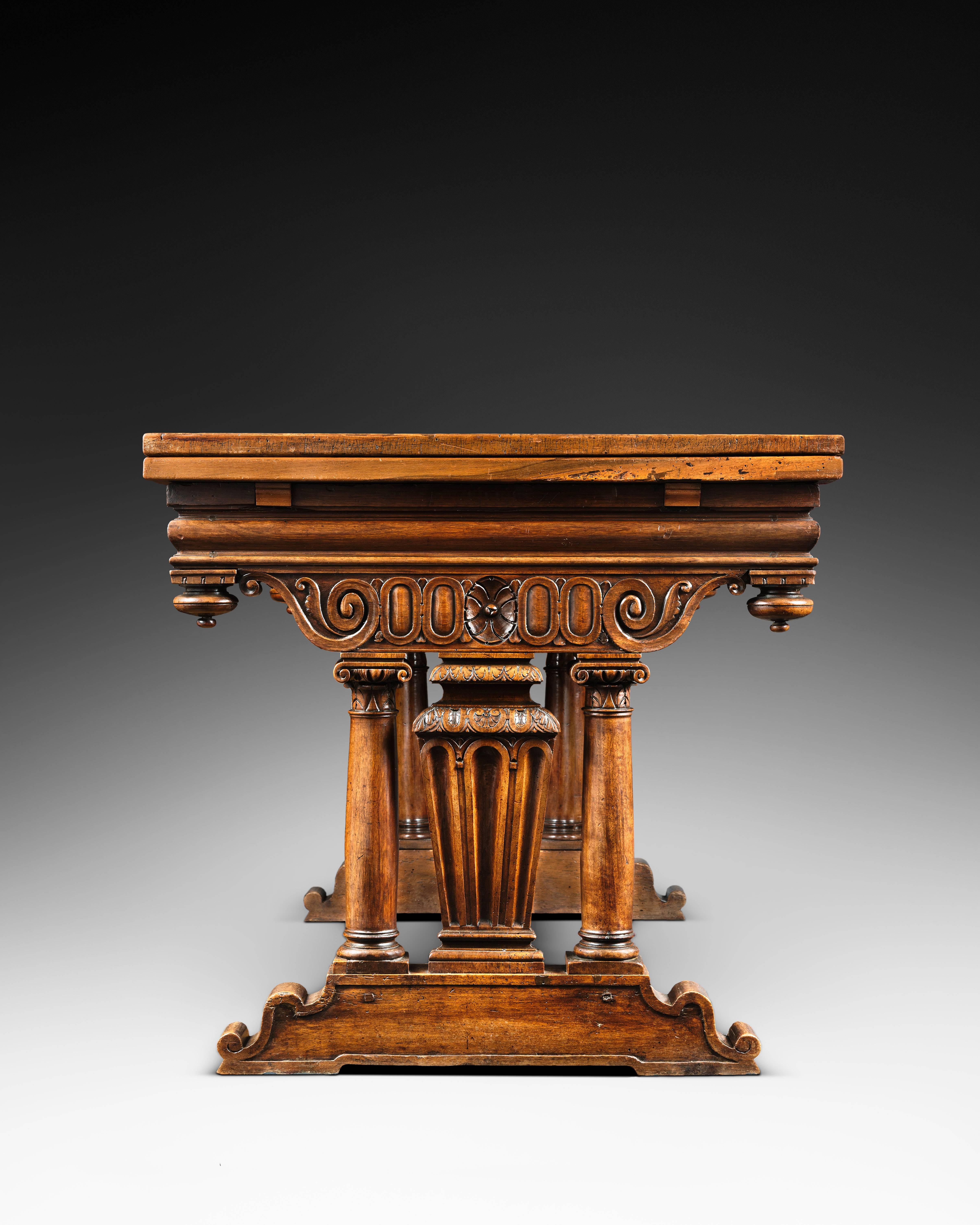 Origin: France, Burgundy
Date: Late 16th century, 1560-1580

Height : 83.5 cm 
Width : 160 cm, 282 cm once opened 
Depth : 89 cm 

Blond walnut wood, very fine grain

While lingered the medieval use of the table skate, Italy discovered again the