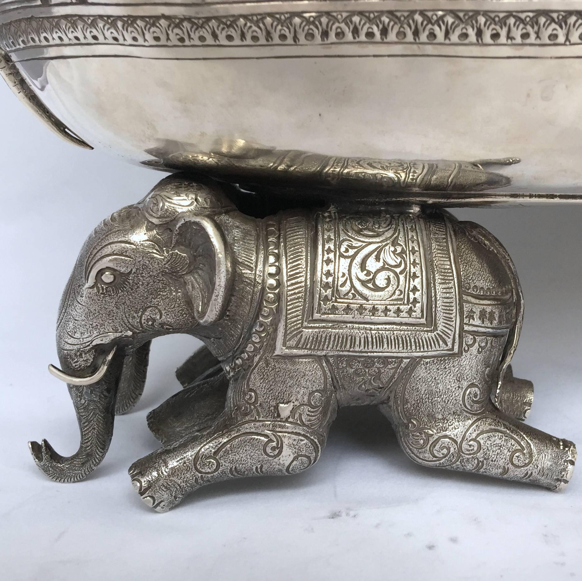 19th Century Indian Sterling Silver Jardiniere, Cast Elephants Form the Base 4