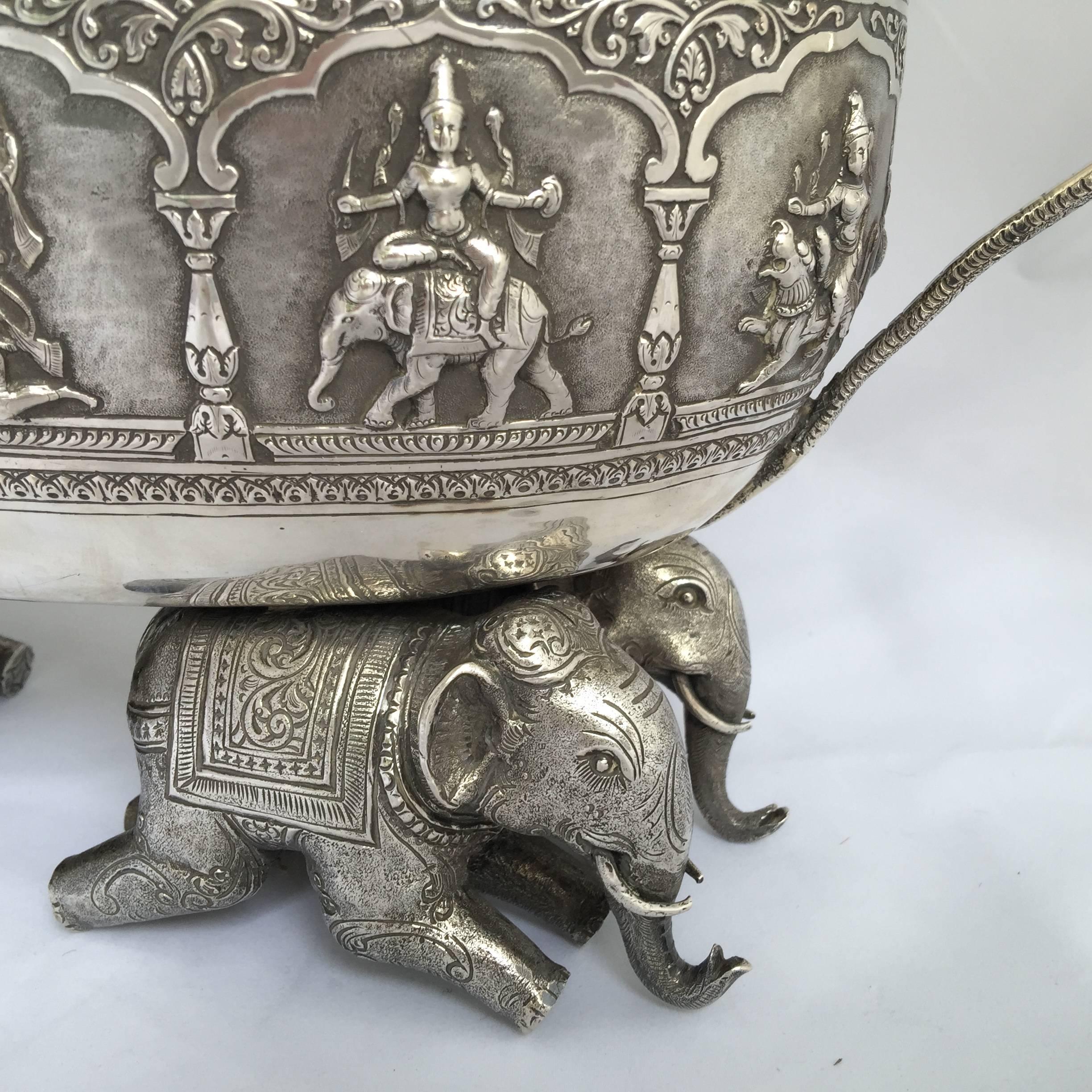 Anglo-Indian 19th Century Indian Sterling Silver Jardiniere, Cast Elephants Form the Base