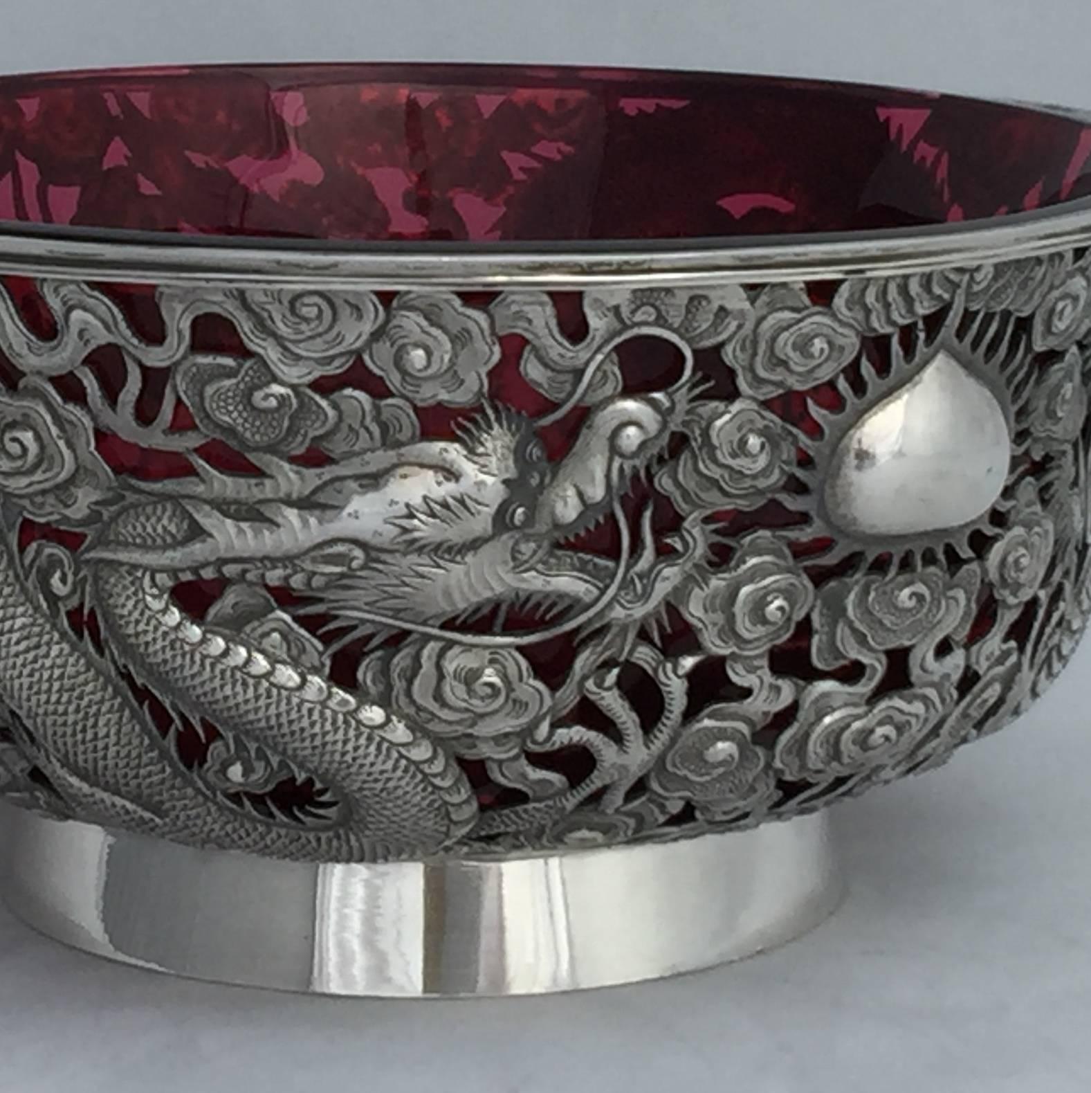 Chinese Export Silver Curved Dragon Bowl with Cranberry Glass Liner In Excellent Condition For Sale In Singapore, SG