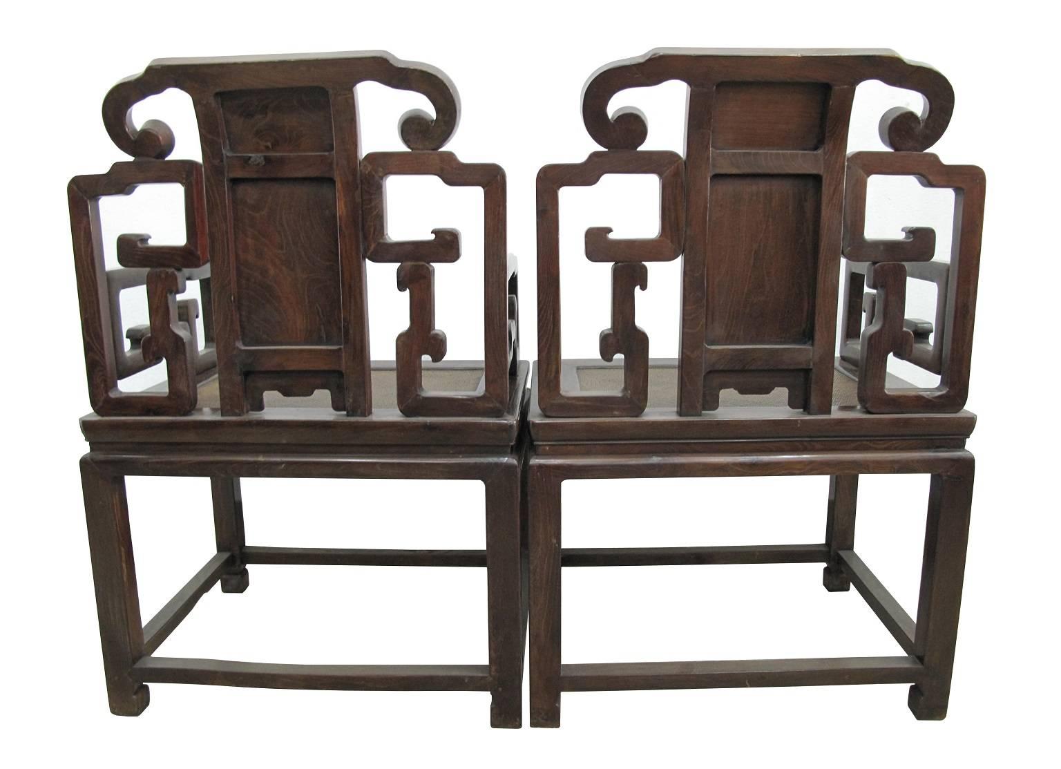 Pair of Early 19th Century Chinese Low-Back Armchairs in Rare Zhazhen Wood For Sale 1
