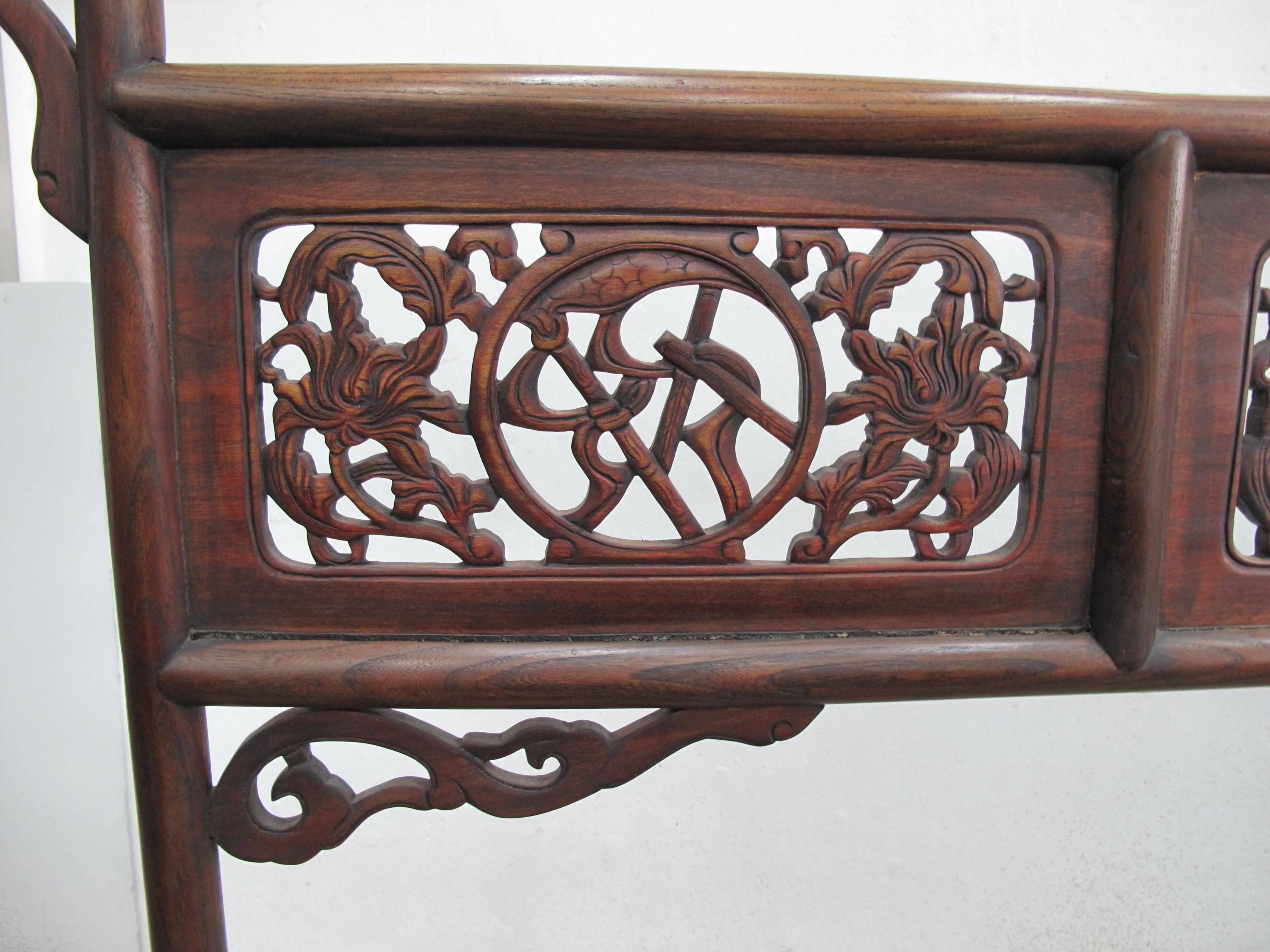 19th Century Chinese Elmwood Clothes Rack For Sale 1