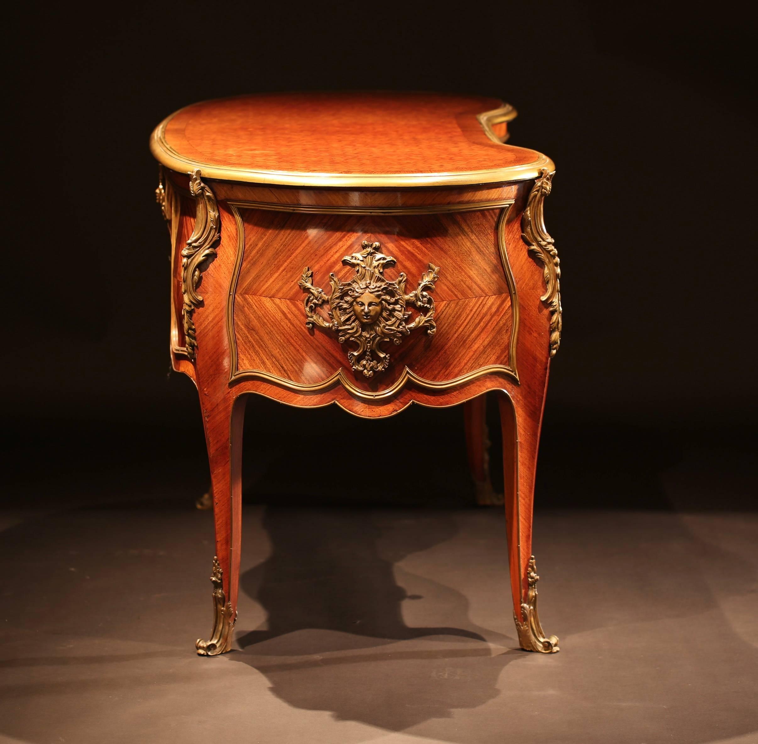 19th Century Louis XV Style Bureau Plat In Excellent Condition For Sale In Mosman Park, AU