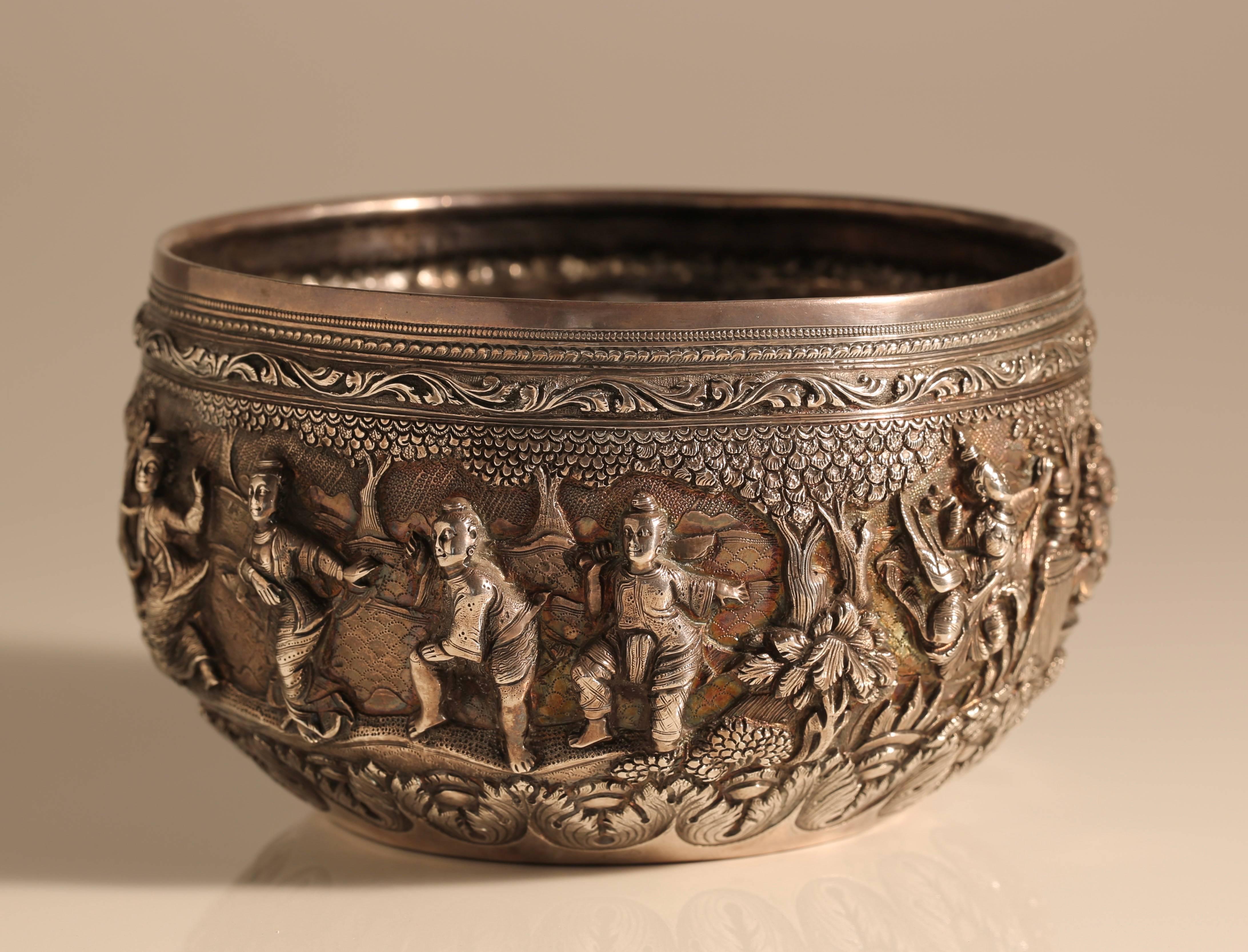 19th Century Early 20th Century Burmese Silver Bowl For Sale