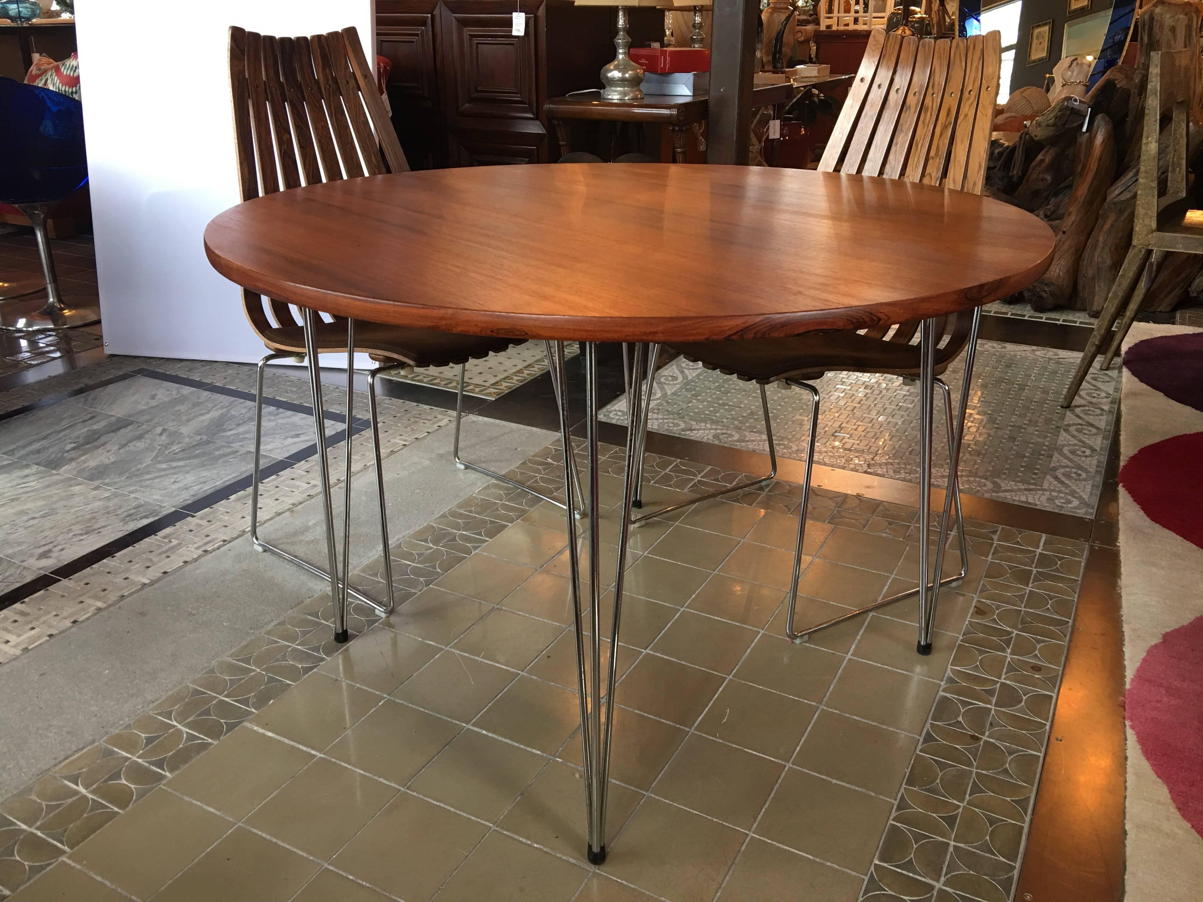 Hans Brattrud Rosewood Table and Chairs In Excellent Condition In Bridgehampton, NY