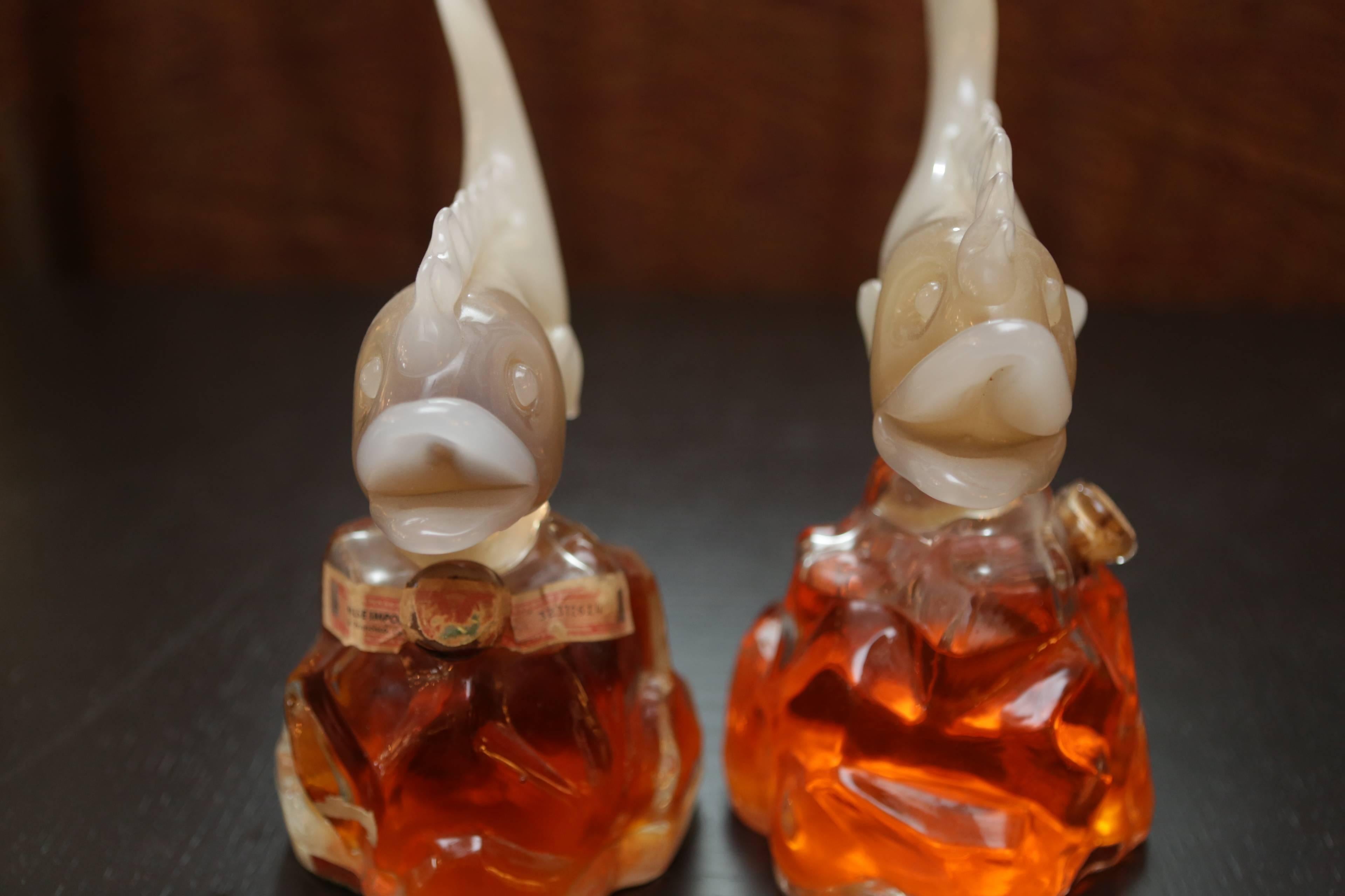 Pair of 1920s Murano Glass Fish Decanters In Distressed Condition In Bridgehampton, NY