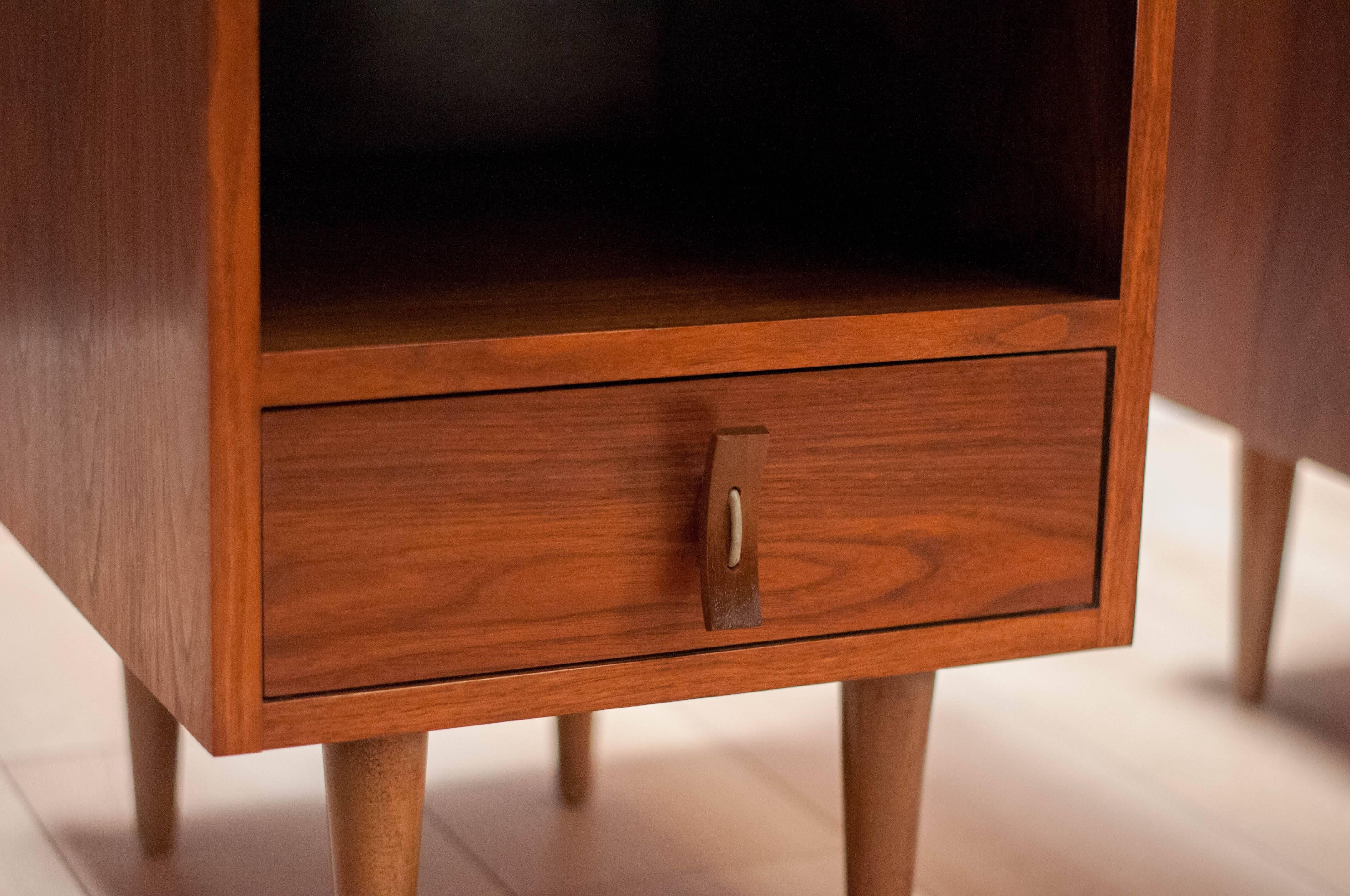 Mid-Century Modern Stanley Young Nightstands for Glenn of California
