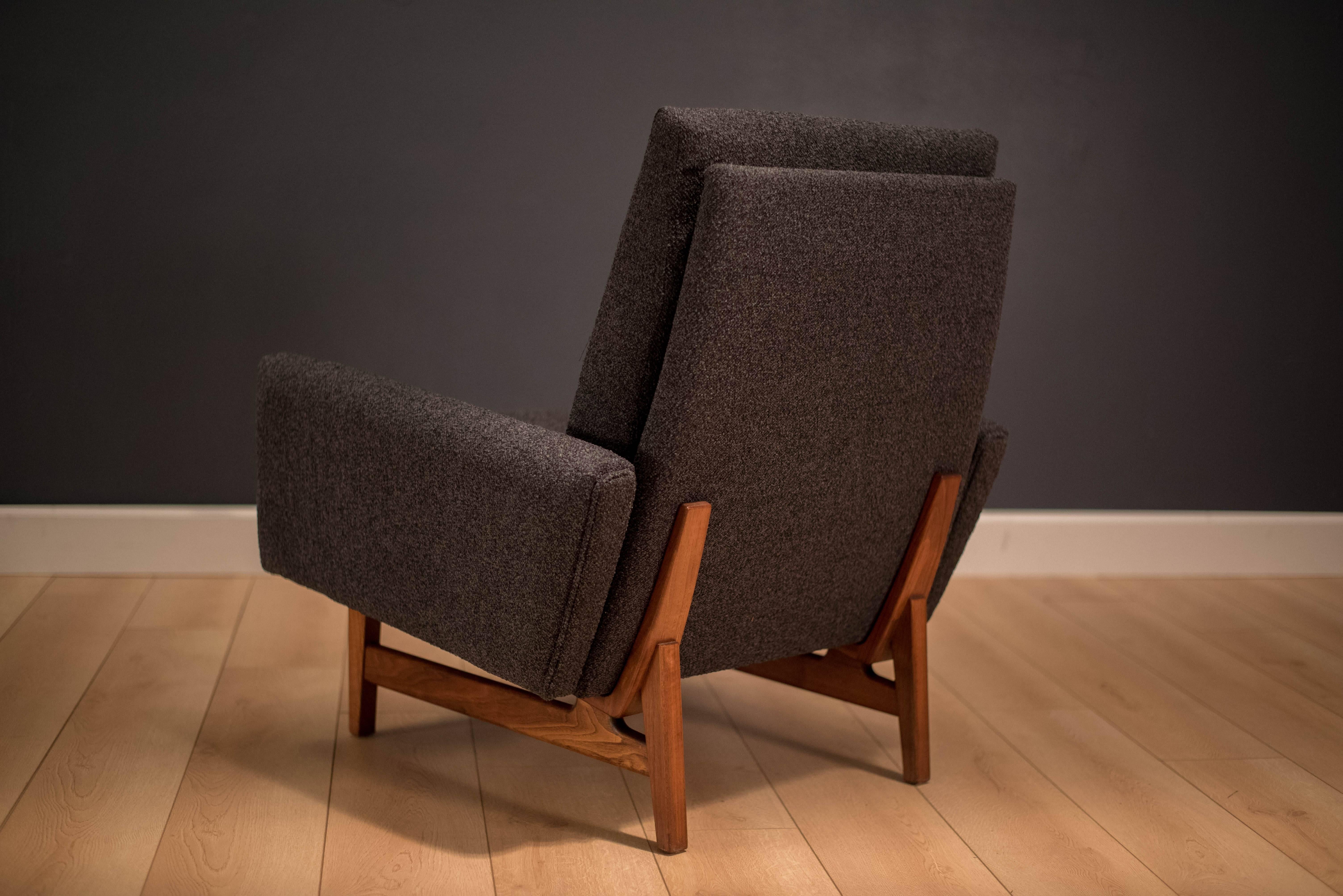 American Mid-Century Modern Jens Risom Club Chair