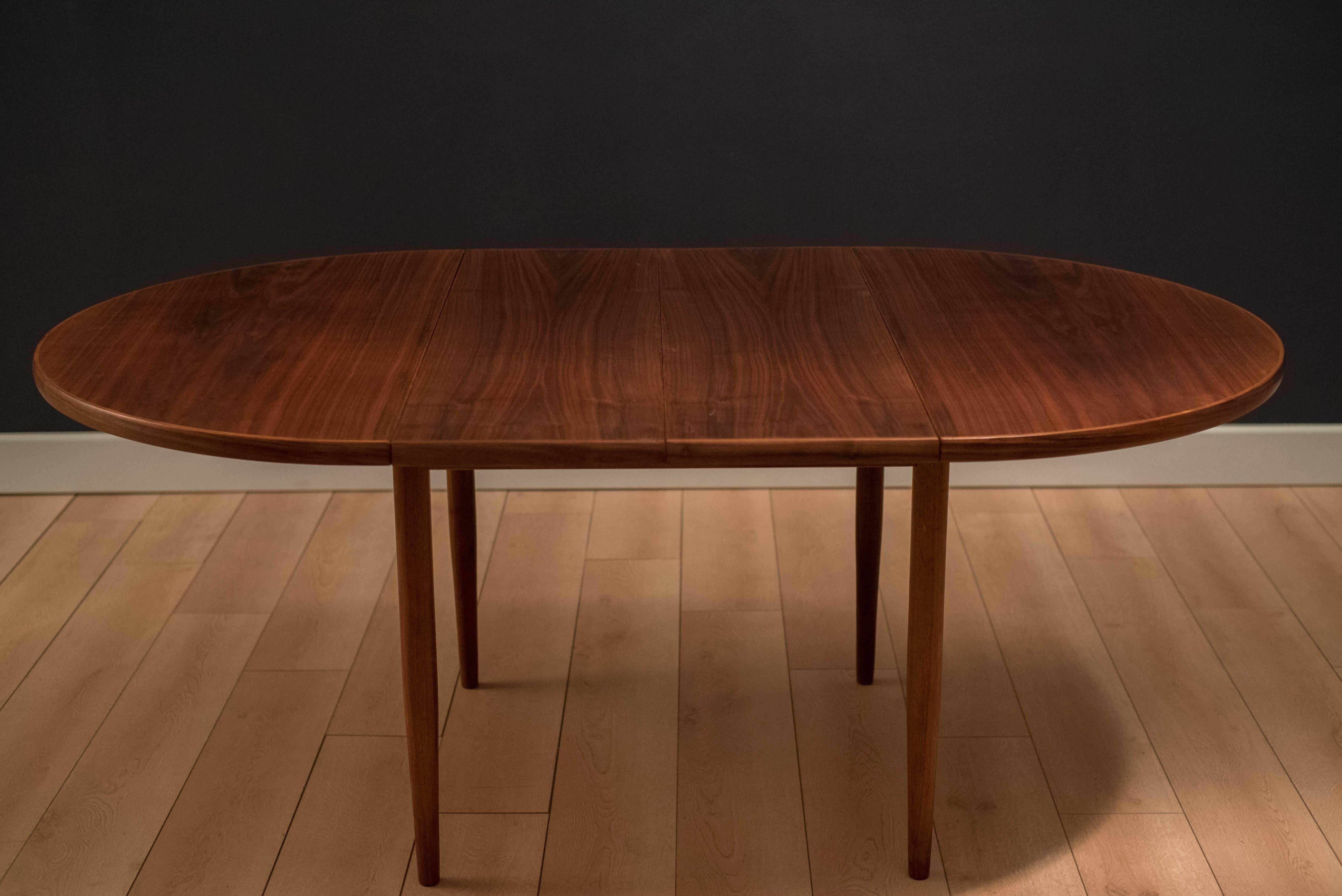 Mid-Century Walnut DUX Dining Table In Good Condition In San Jose, CA