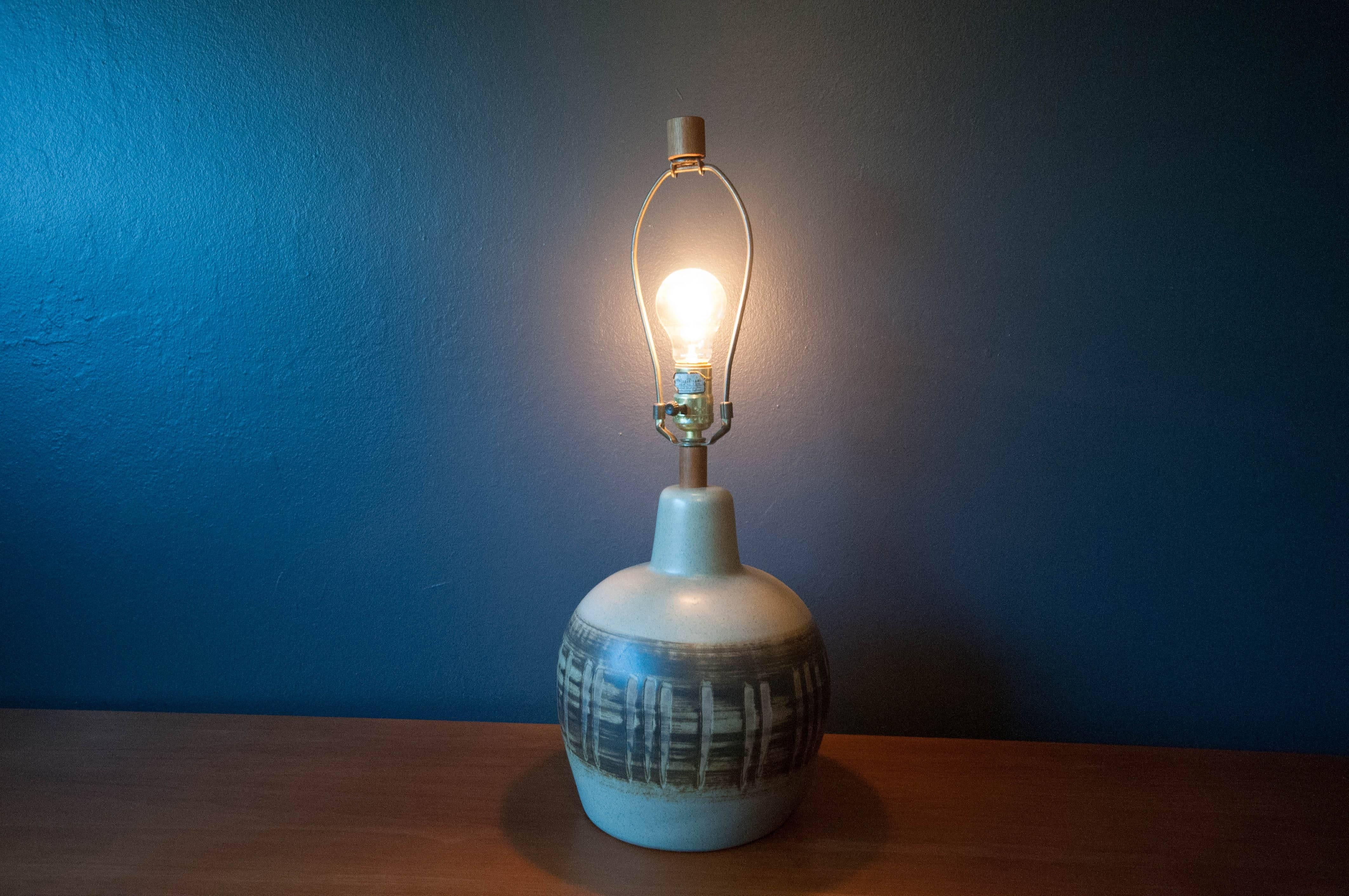 MidCentury Martz Pottery Lamp at 1stDibs