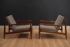 Mid-Century Pair of Adrian Pearsall Lounge Chairs