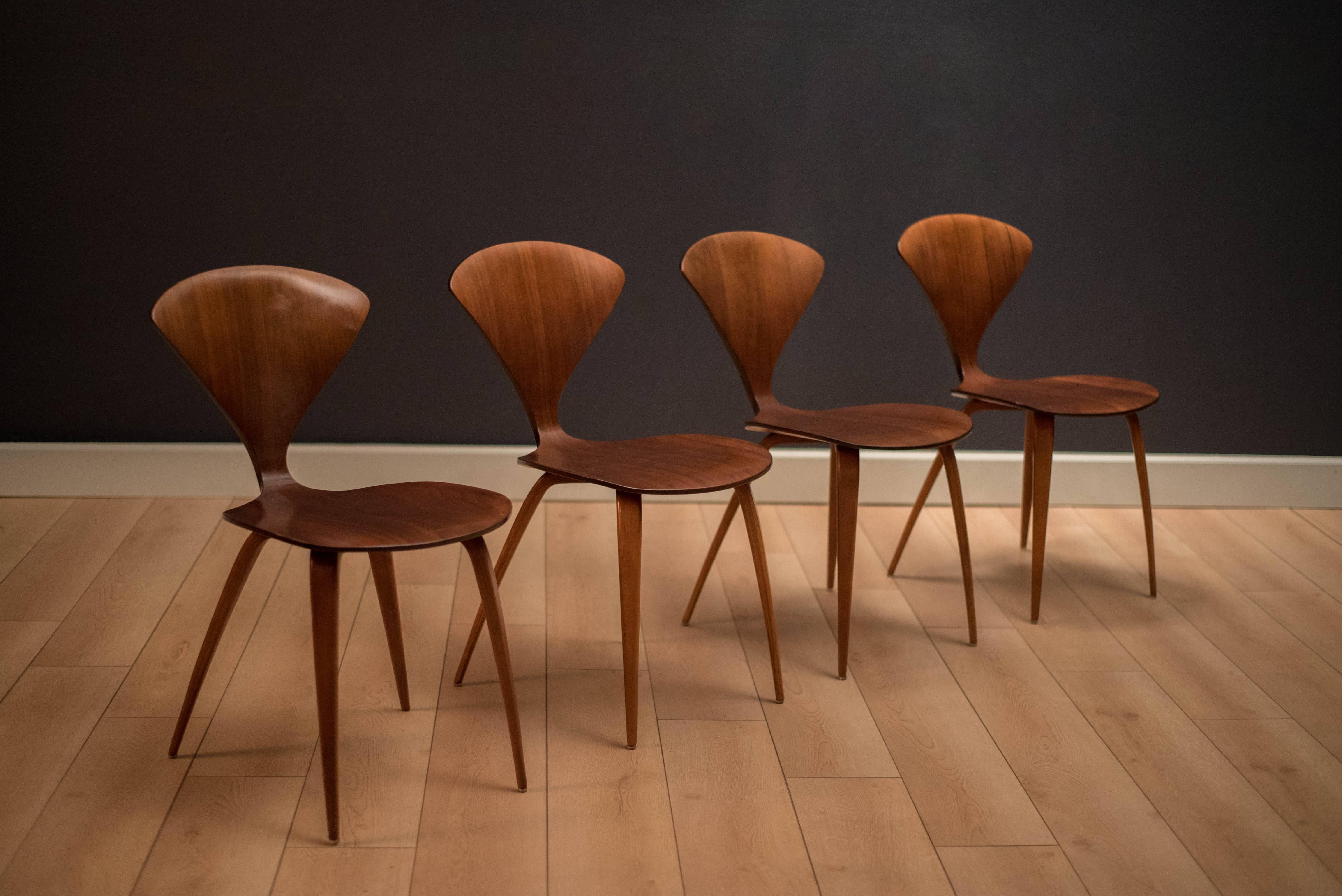 Mid-Century Plycraft Norman Cherner Chairs In Good Condition In San Jose, CA