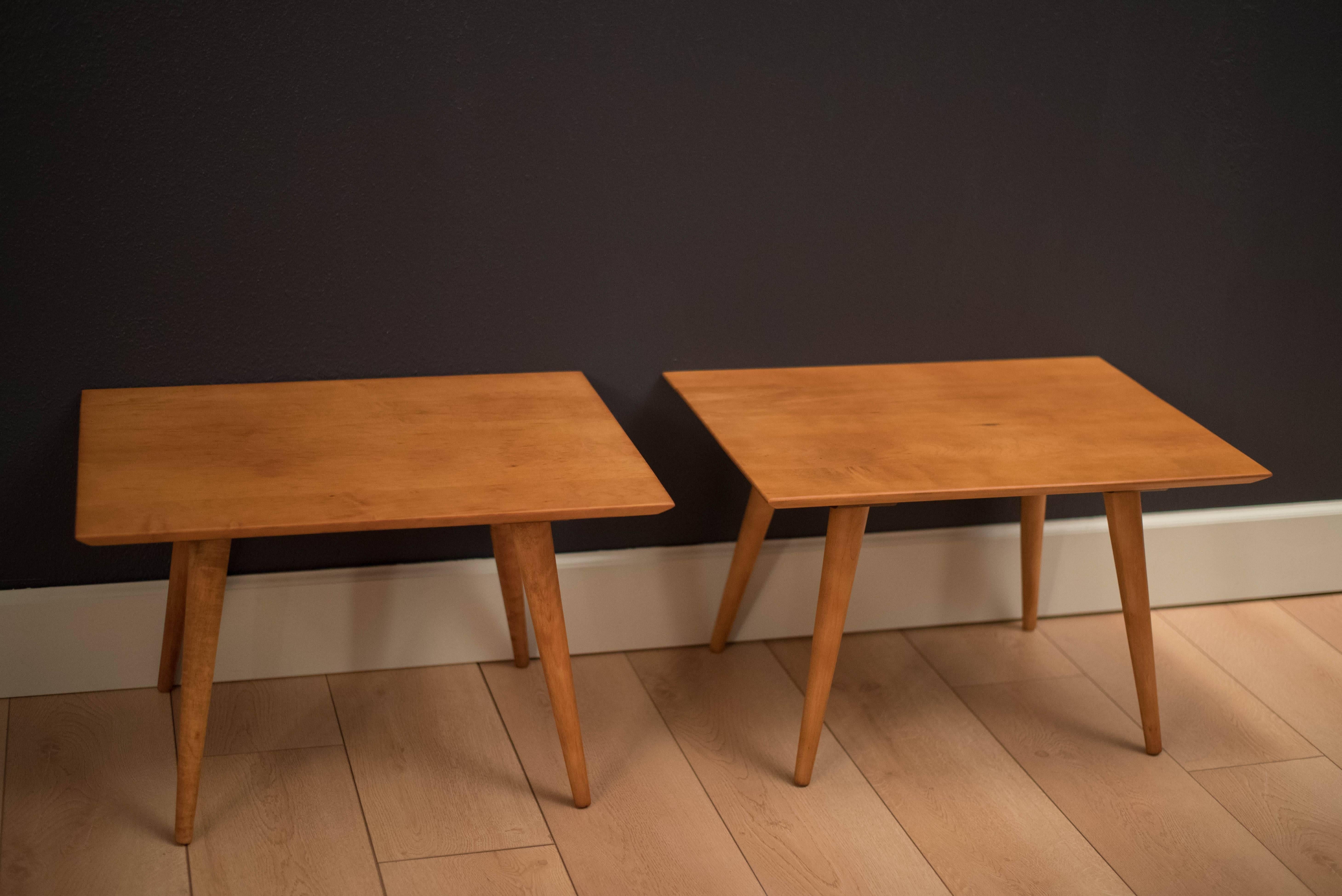 Mid-Century Pair of Paul McCobb Nightstands 1