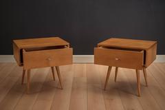 Mid-Century Pair of Paul McCobb Nightstands