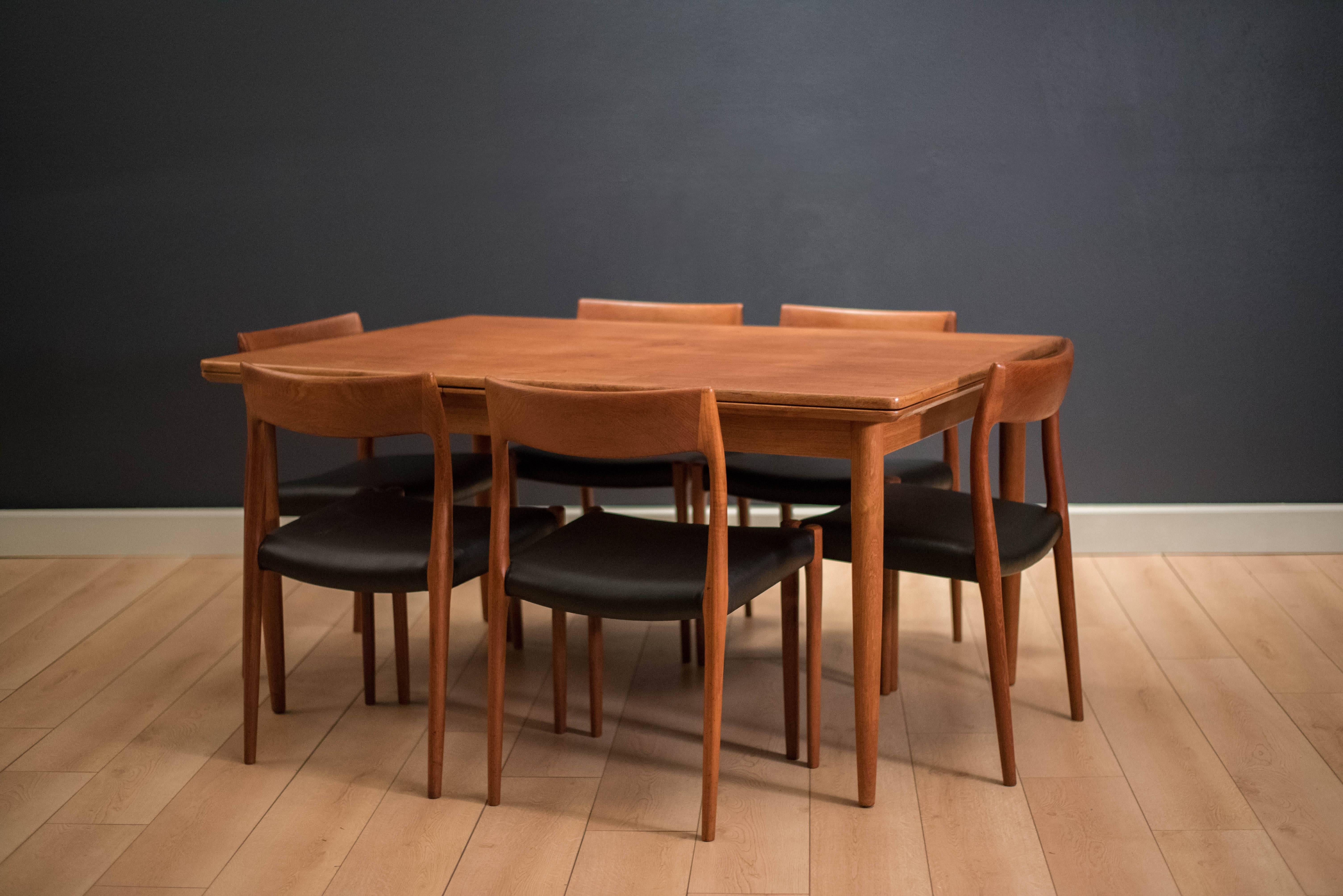 Scandinavian Modern Danish Teak Draw Leaf Dining Table