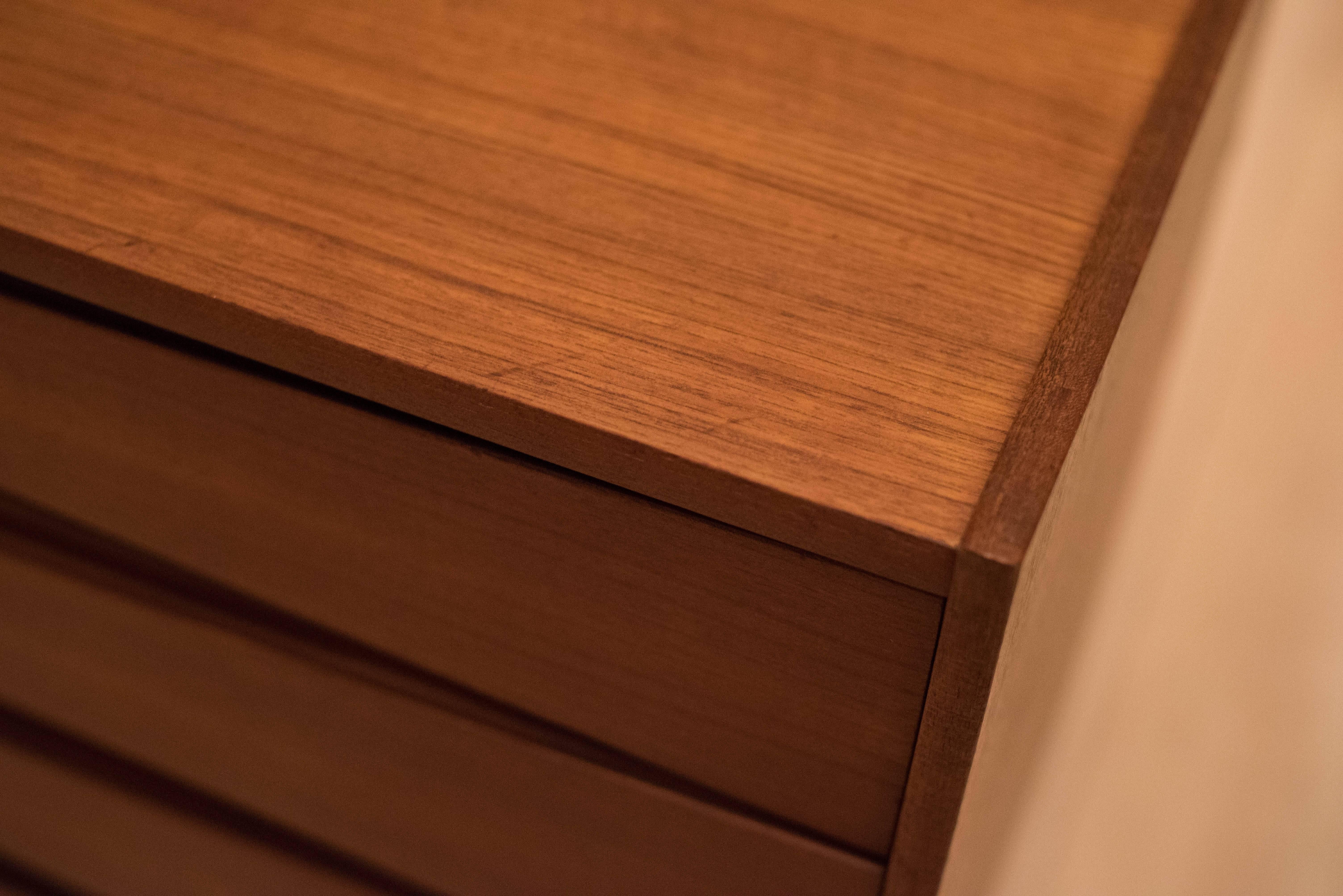 Vintage Teak Chest of Drawers by Fredrik Kayser In Good Condition In San Jose, CA