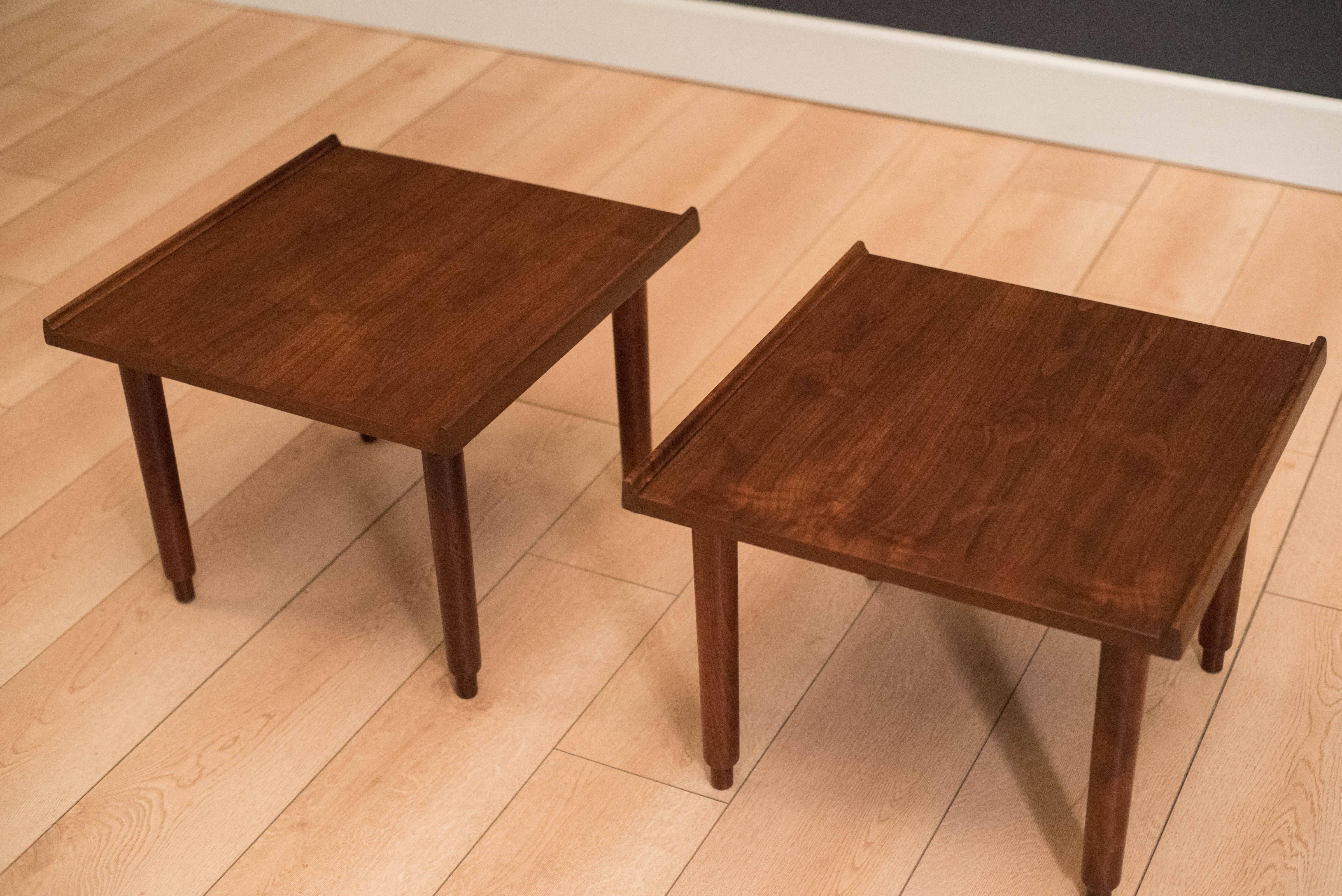 Mid Century Walnut Side Tables by Charles Pechanec In Good Condition In San Jose, CA