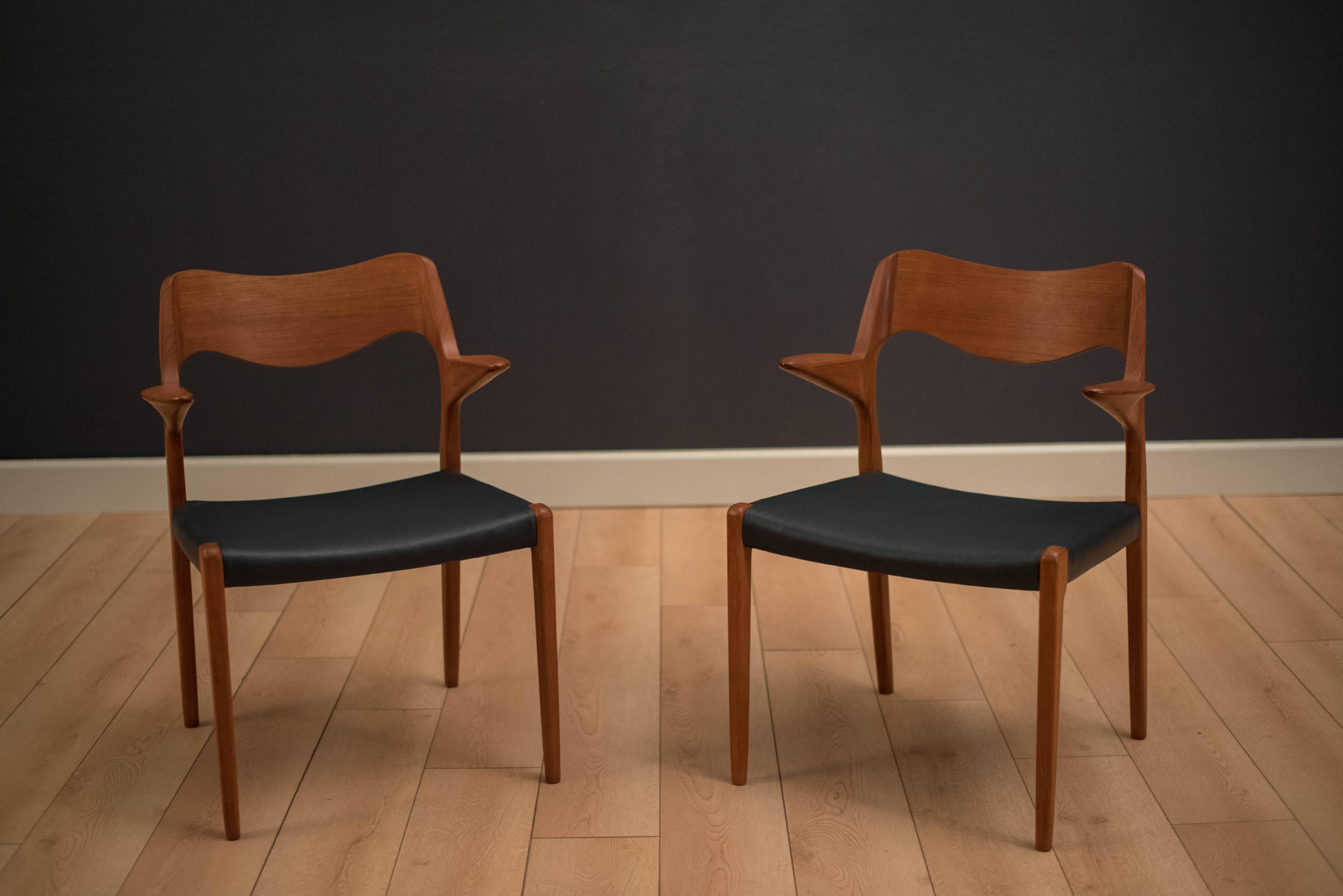 Scandinavian Modern Set of Eight Danish Teak Niels Moller Dining Chairs