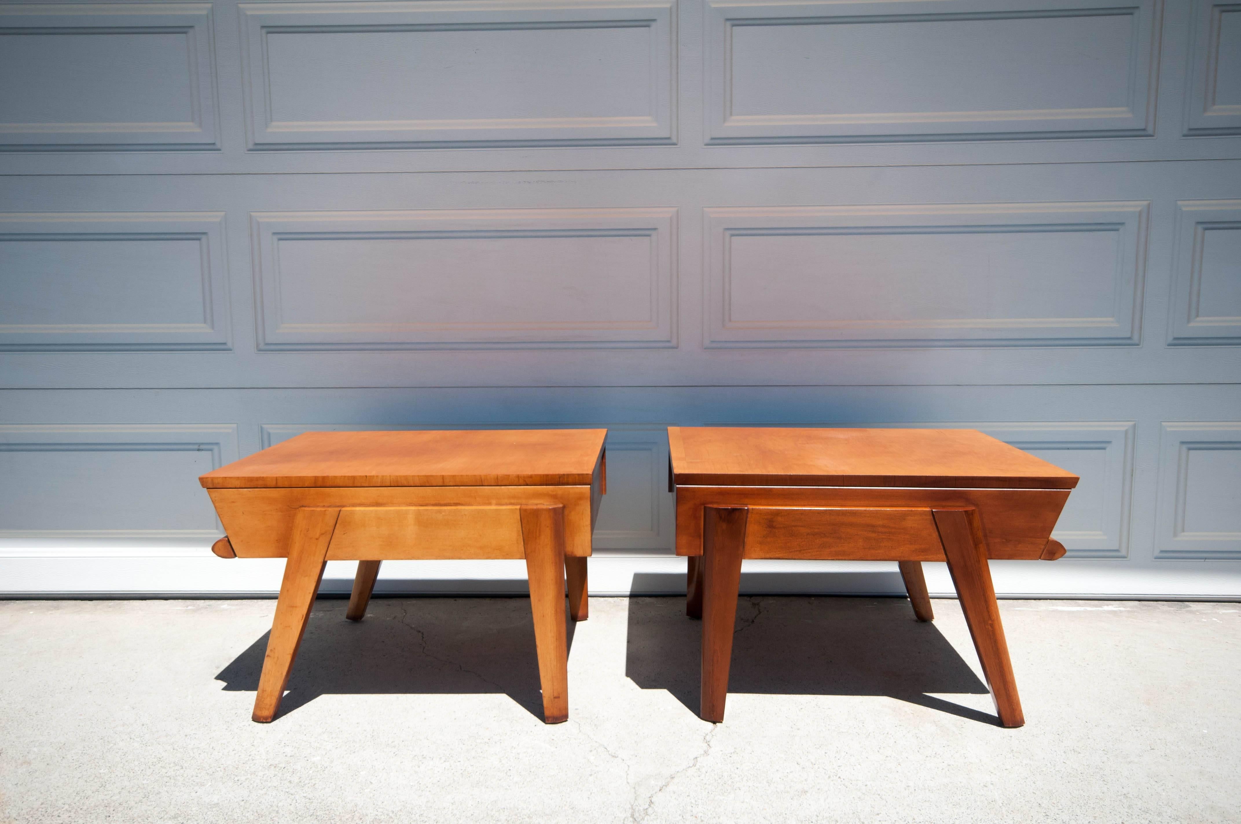 Midcentury Brown Saltman End Tables by John Keal In Good Condition In San Jose, CA