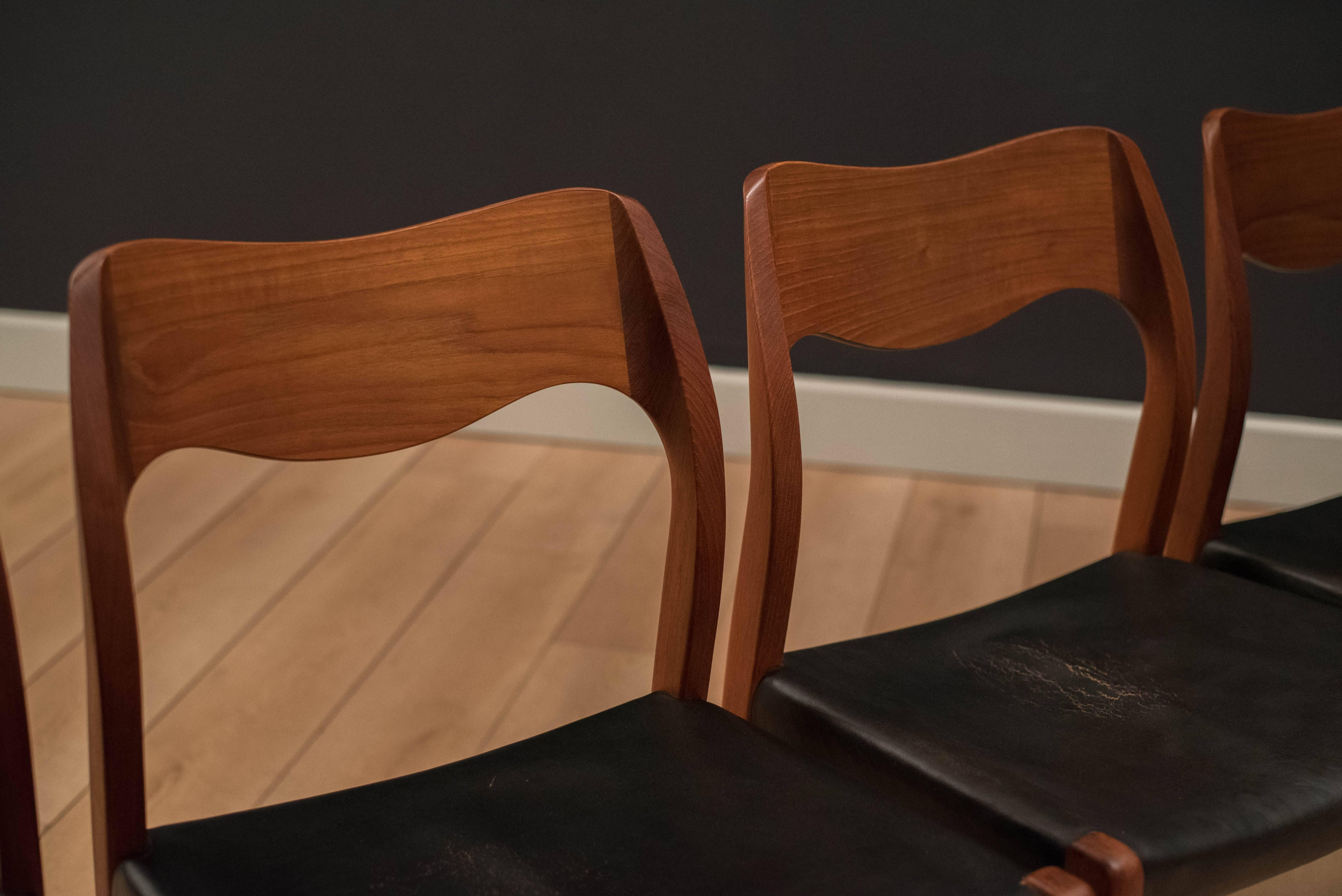 niels moller dining chairs