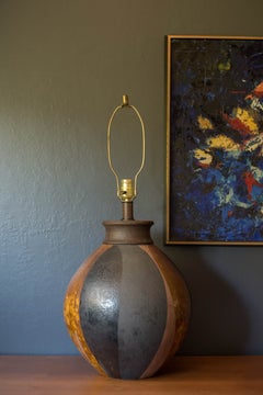 Mid Century Modern Round Stoneware Pottery Ceramic Glaze Accent Table Lamp