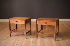 Mid Century Modern Pair of Walnut Broyhill Brasilia Nightstands