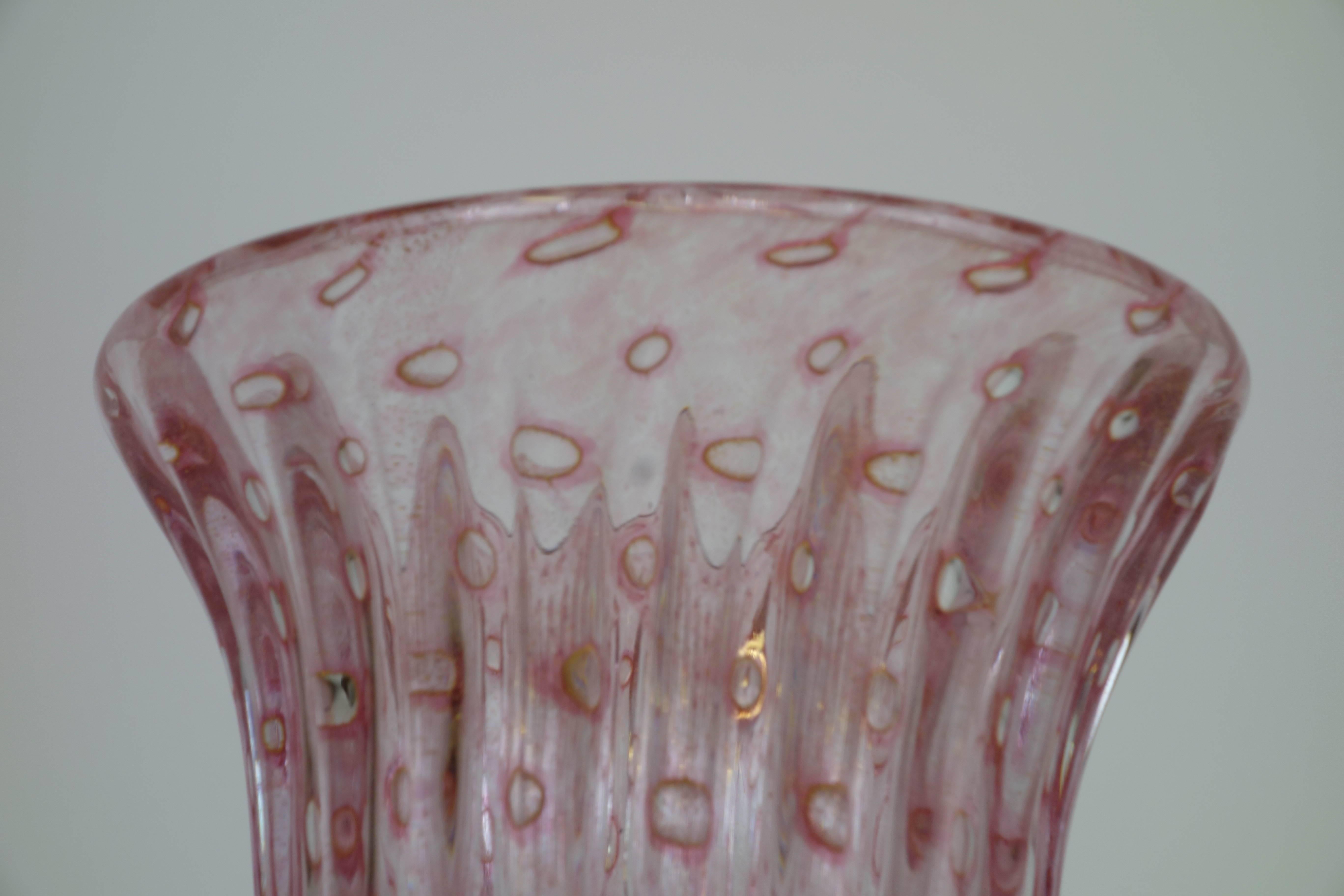 Italian Handblown Fluted Murano Glass Vase by Fratelli Toso, Italy, 1950 For Sale