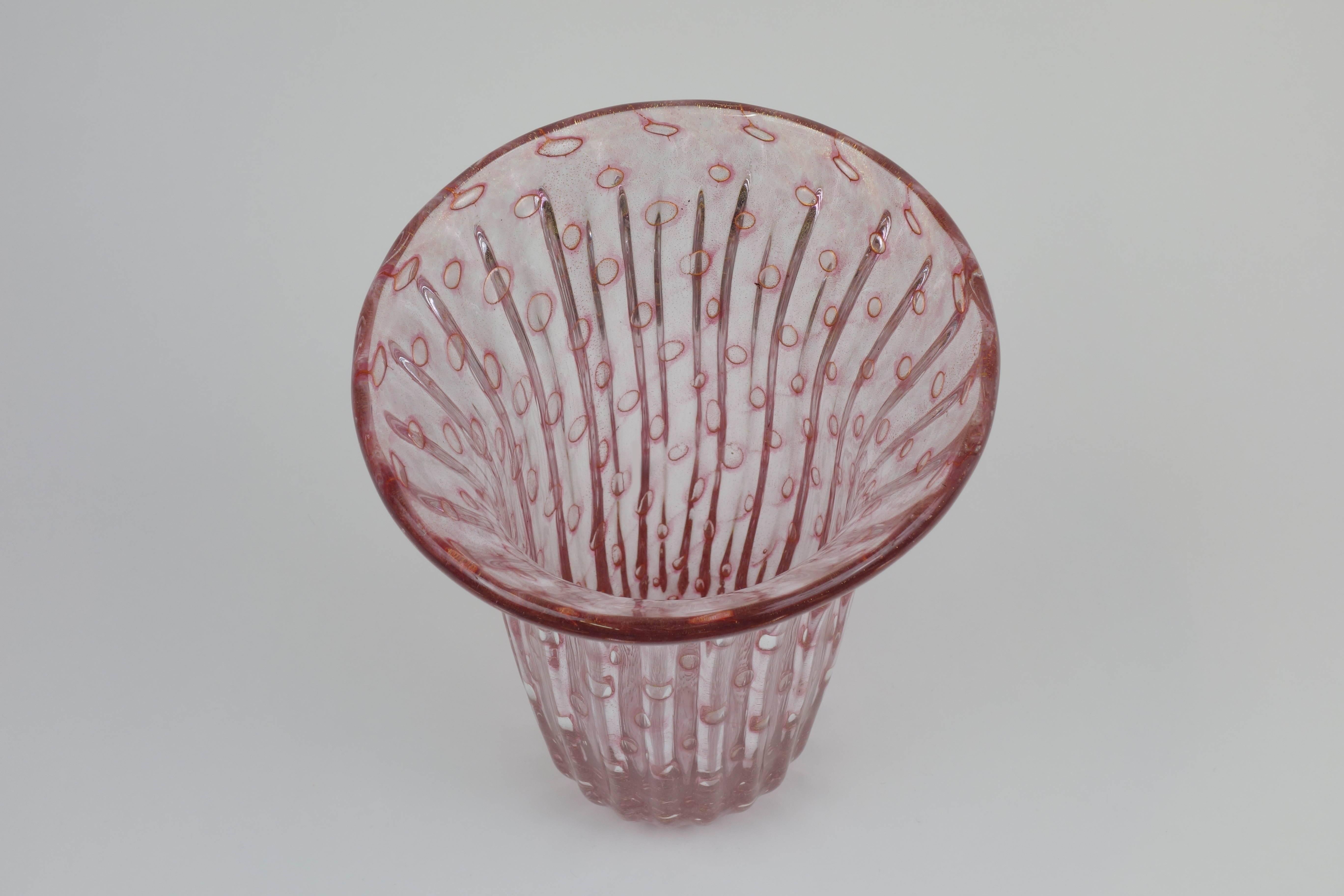 Hand-Crafted Handblown Fluted Murano Glass Vase by Fratelli Toso, Italy, 1950 For Sale