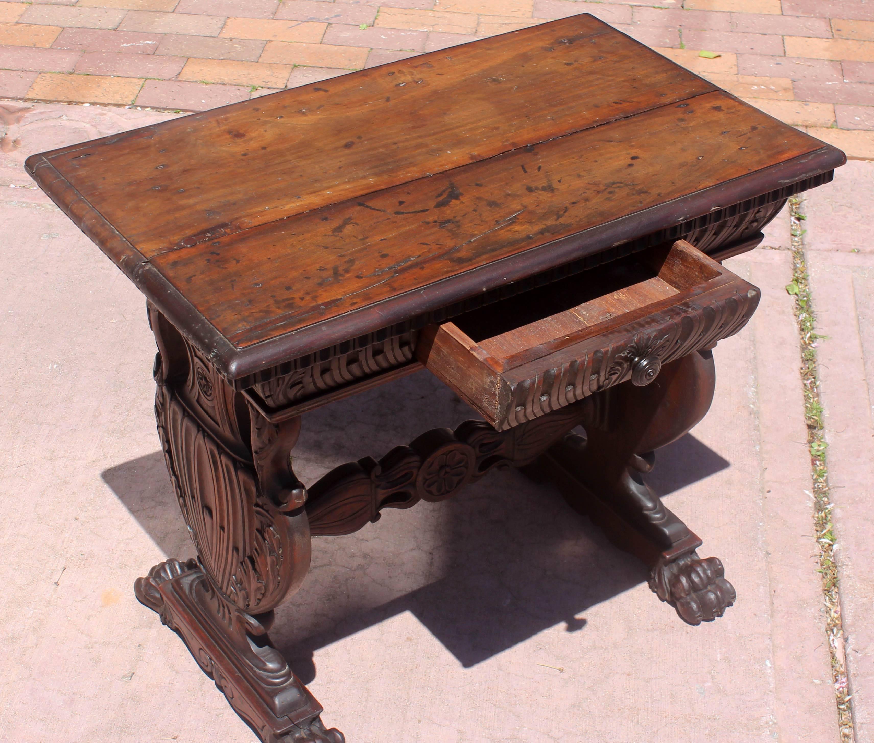 Italian Baroque Side Table In Good Condition In Rochester, NY