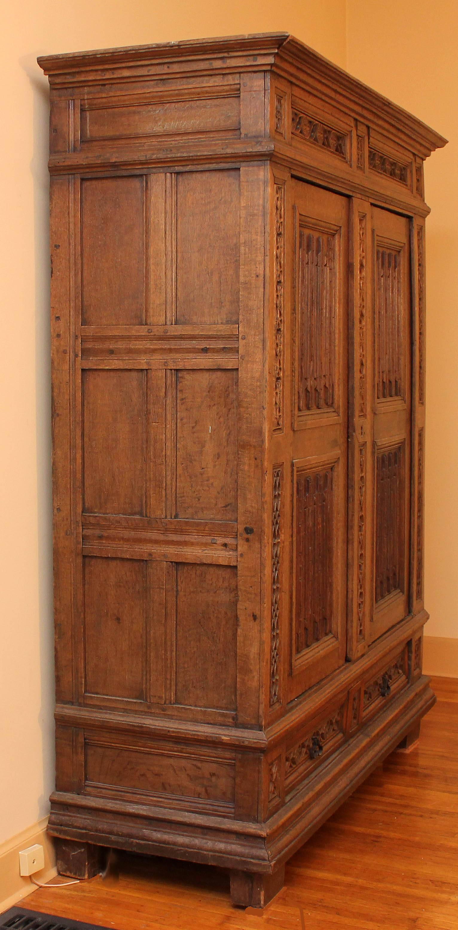 medieval wardrobe