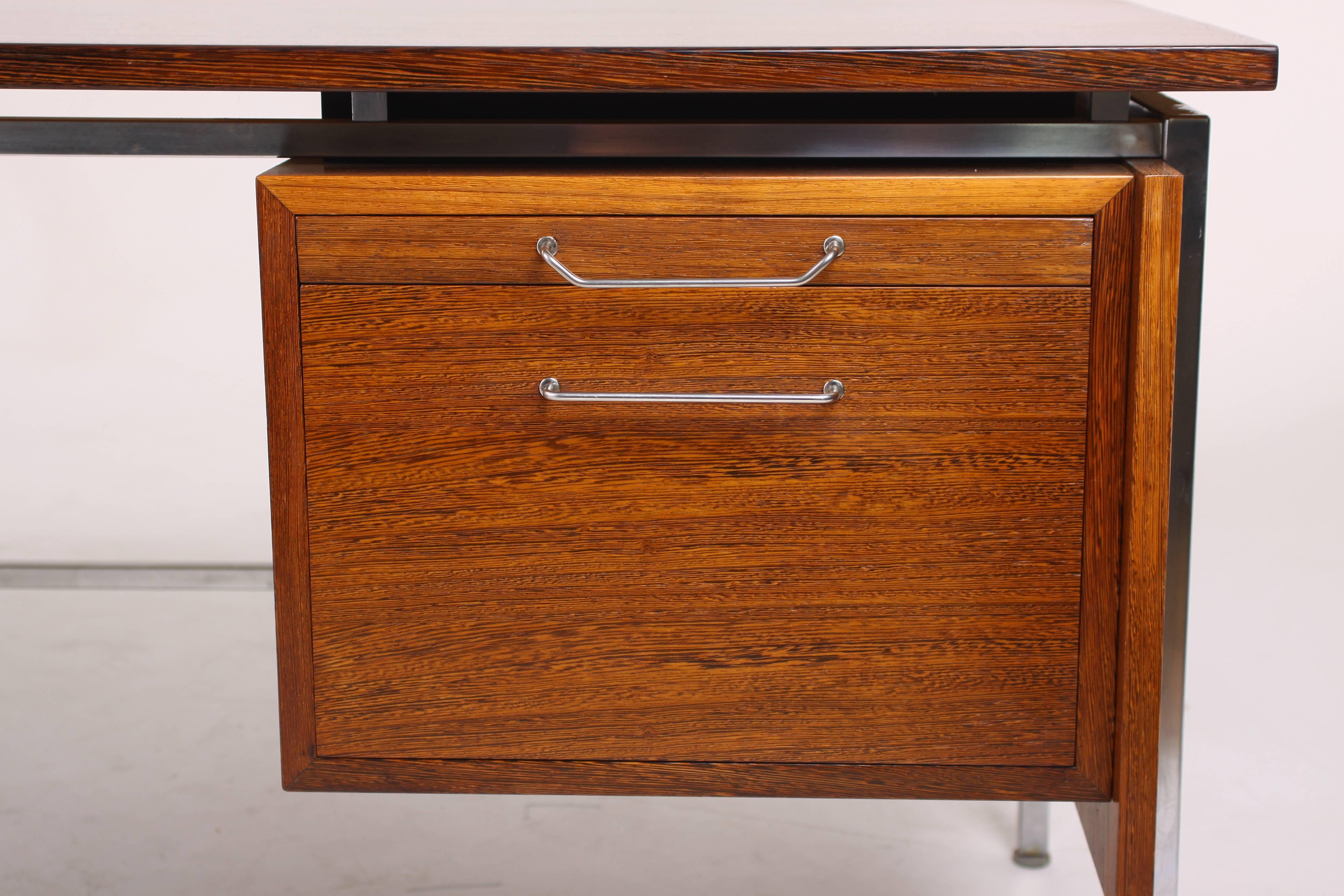 Vintage Large Executive Wenge Desk, Attributed to Fabricius Kastholm, Danish For Sale 1