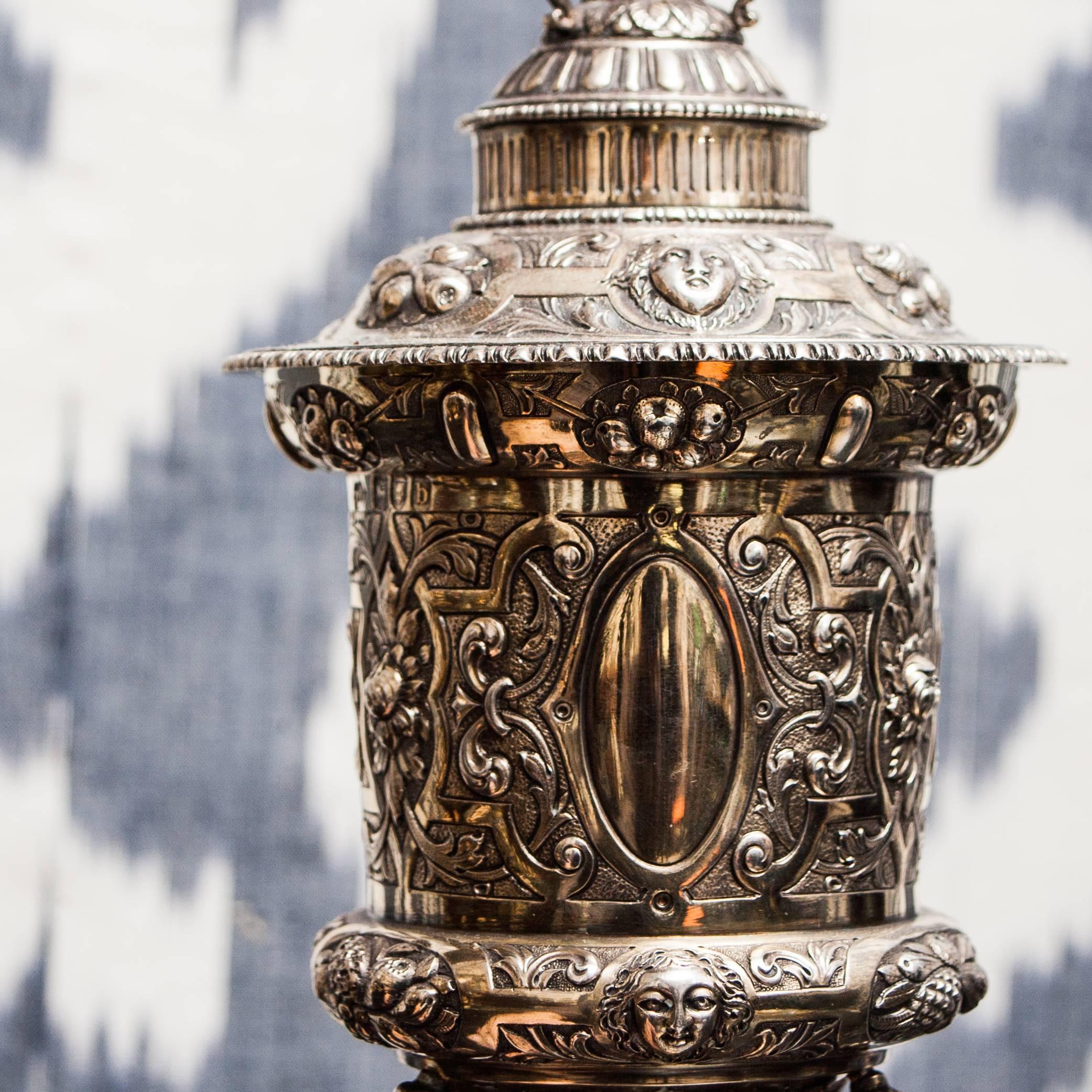 A late 19th century silver gilt chalice.
 
Made in the late renaissance style- c.1620 Dutch or German.
 
Having been made in the 19th century the quality of the casting is very fine and the composition is dynamic.
 
The exterior is lightly