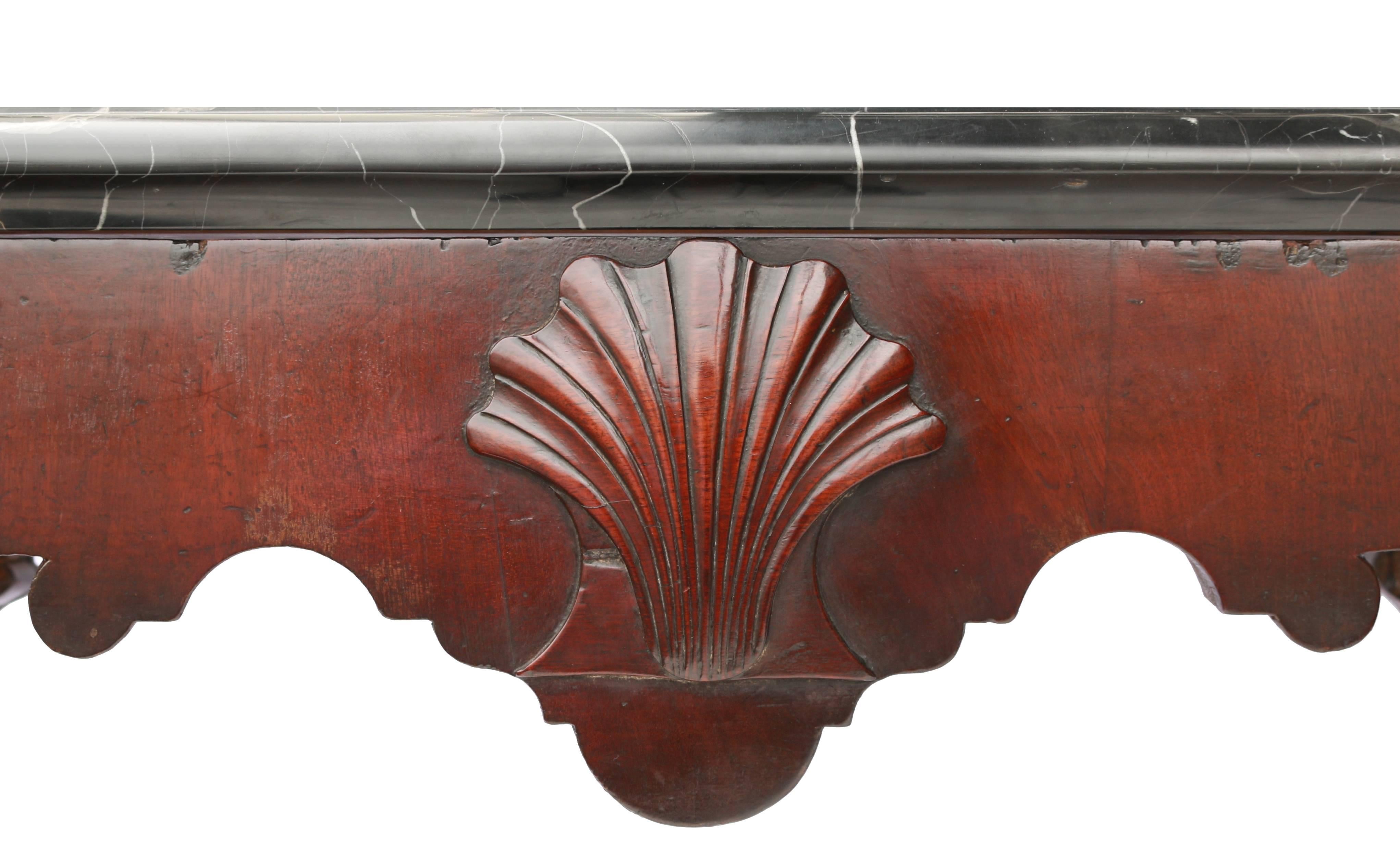 George II Mahogany Marble-Topped Irish Console Table For Sale 1