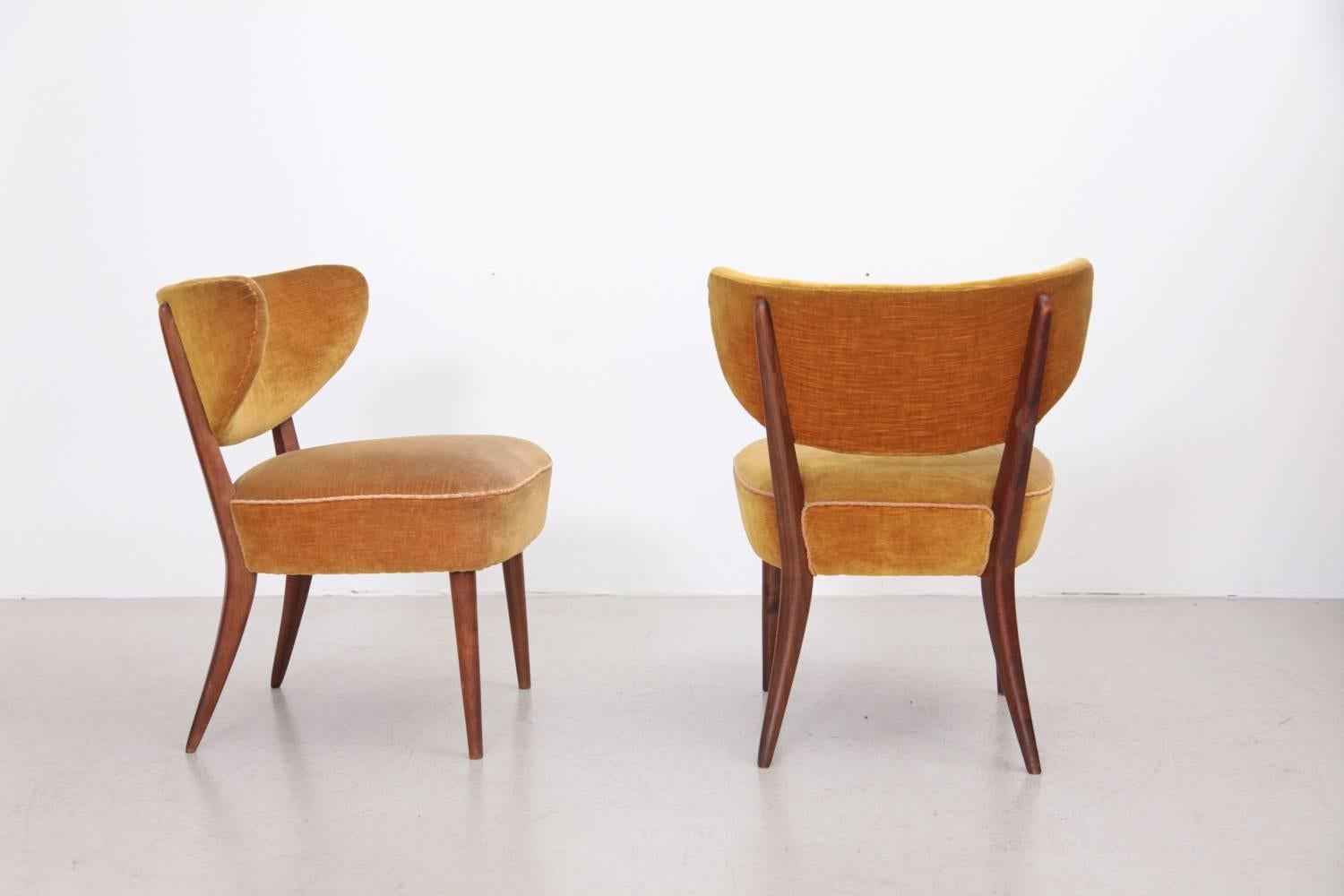 Pair of 1950s German Curved Back Chairs by Arch, Traulsen in Mohair Fabric 2