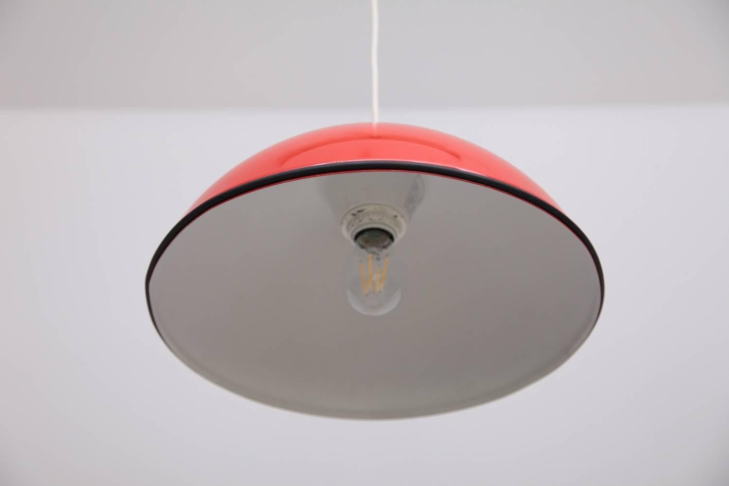 Mid-Century Modern Set of Three Castiglioni Release Pendant Lamps in Red for Flos, Italy, 1962