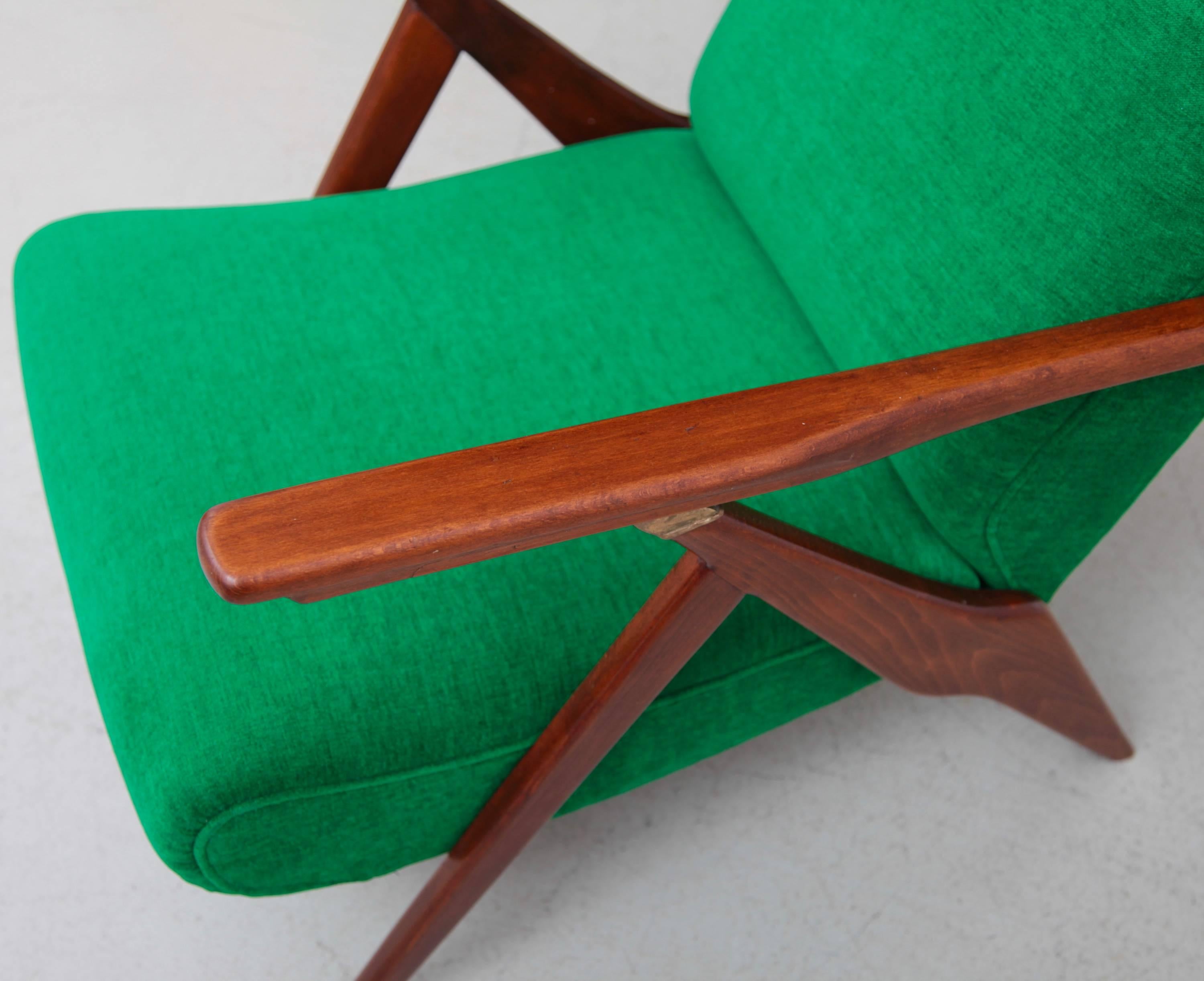 Rare Pair of Antonio Gorgone Reclining Lounge Chairs 2