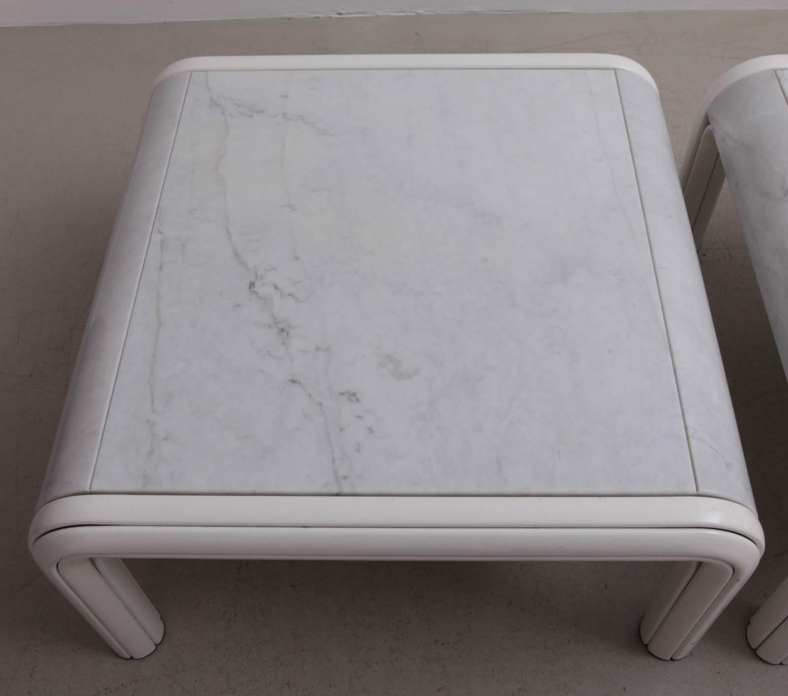 Rare Pair of Marble Coffee or Sofa Tables by Gae Aulenti for Knoll, Italy, 1970s In Good Condition For Sale In Berlin, DE