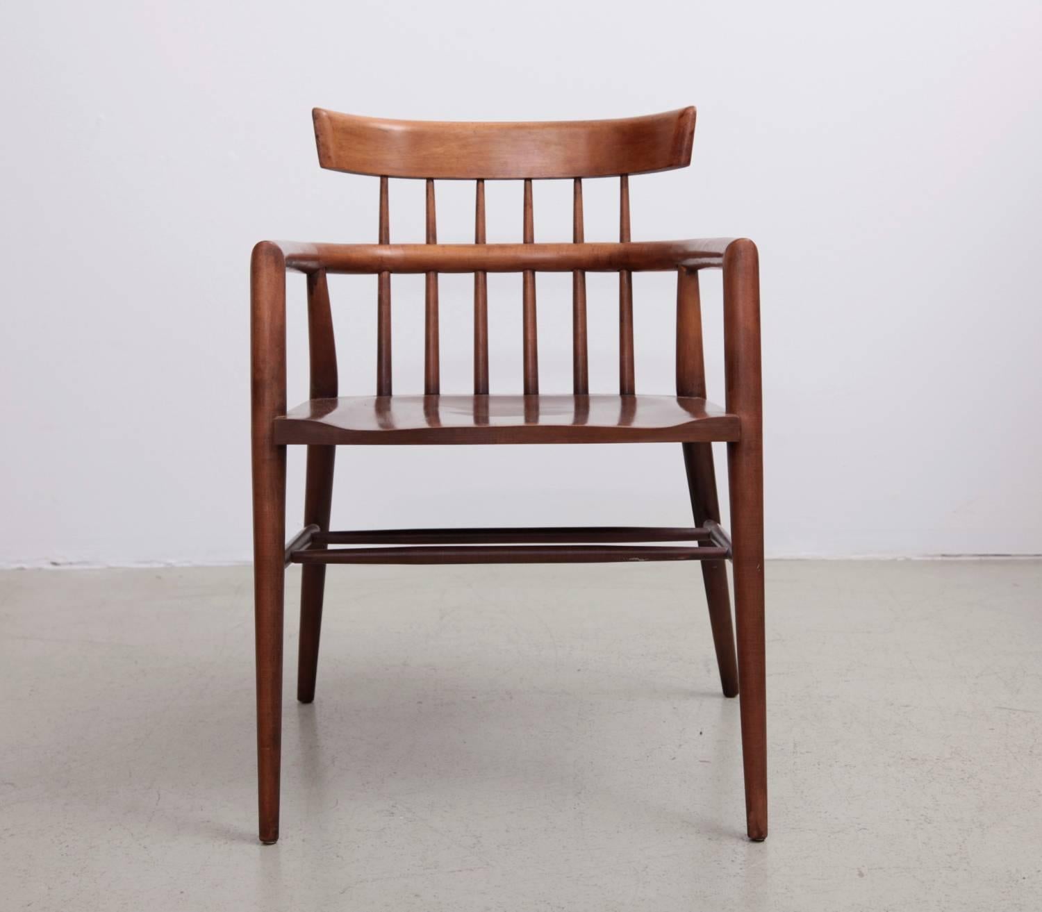 Mid-Century Modern, maple wood, spindle back, windsor style chair by Paul McCobb for Planner Group in restored condition.

