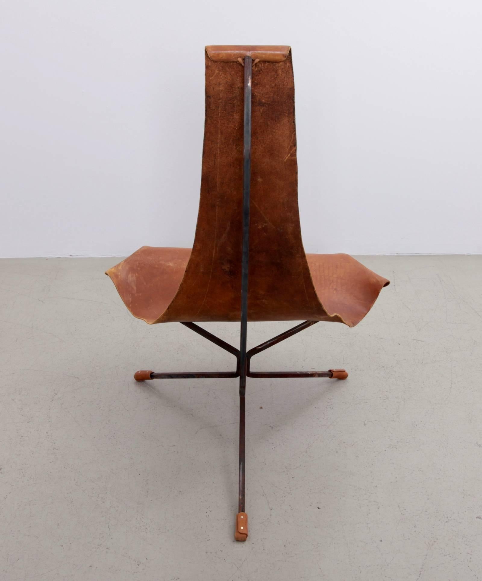 Américain Dan Wenger fauteuil de salon Lotus en cuir d'origine en forme de losange en vente